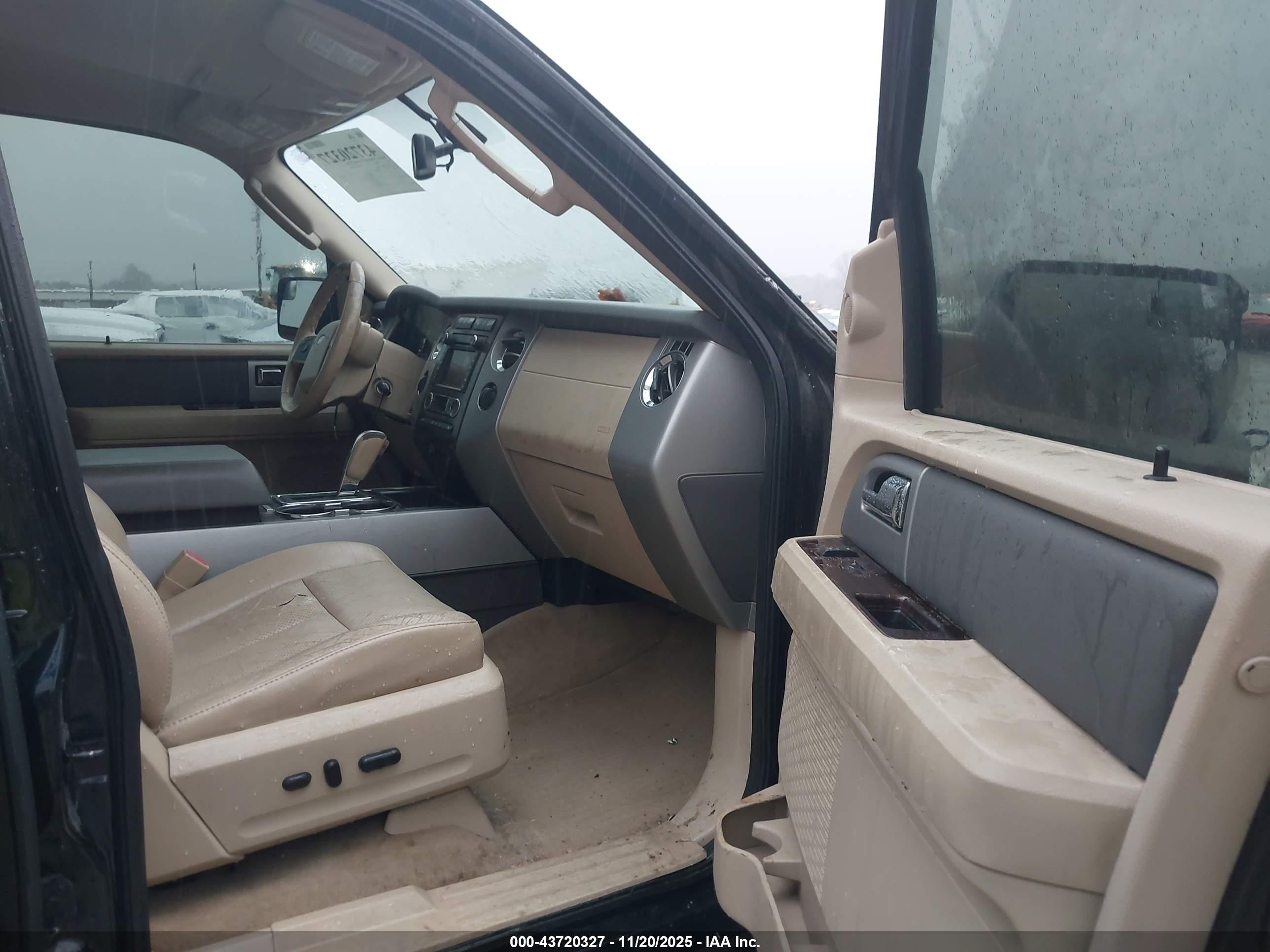 2012 Ford Expedition Xlt Black vin: 1FMJU1J54CEF35151