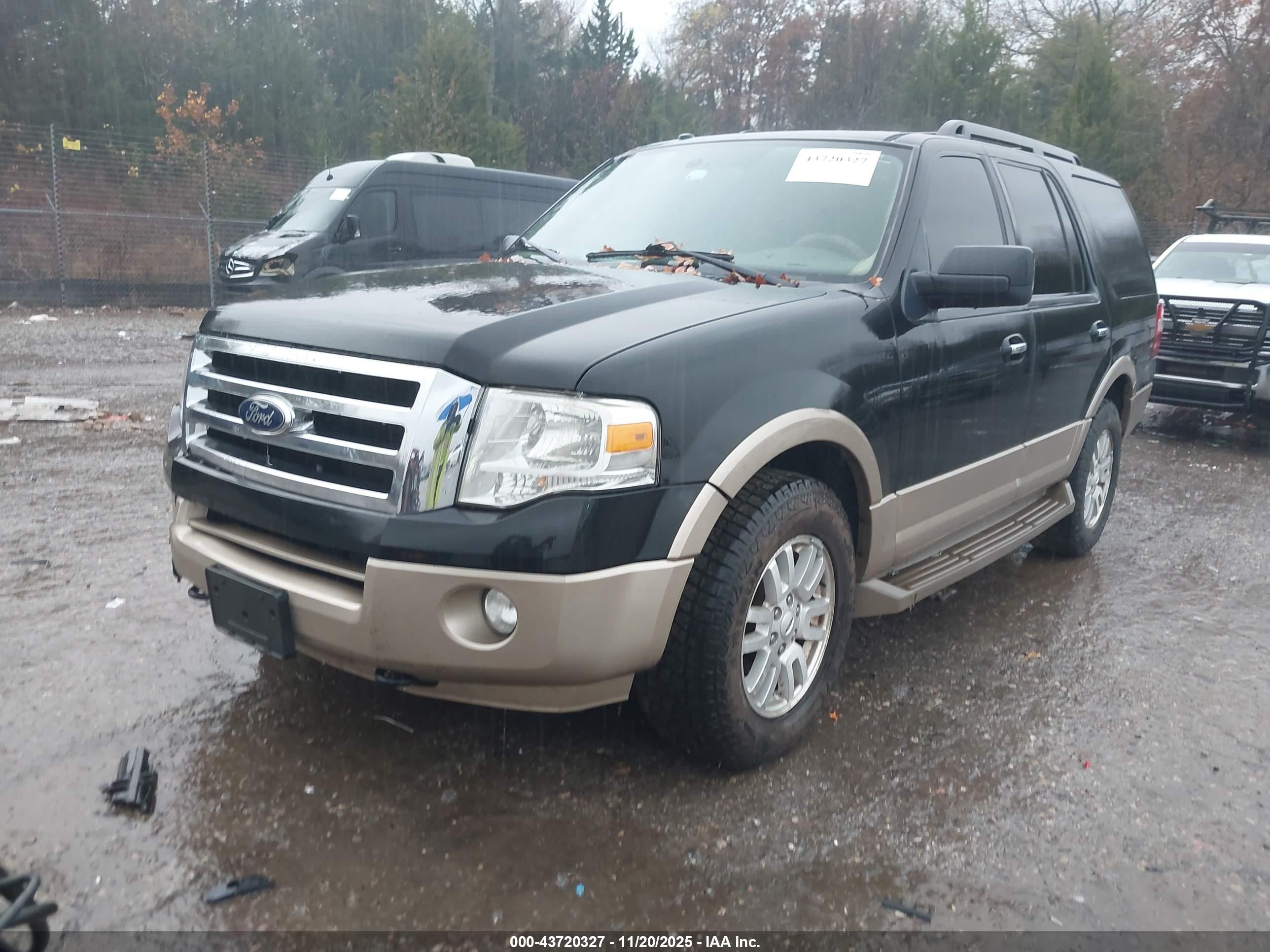 2012 Ford Expedition Xlt Black vin: 1FMJU1J54CEF35151