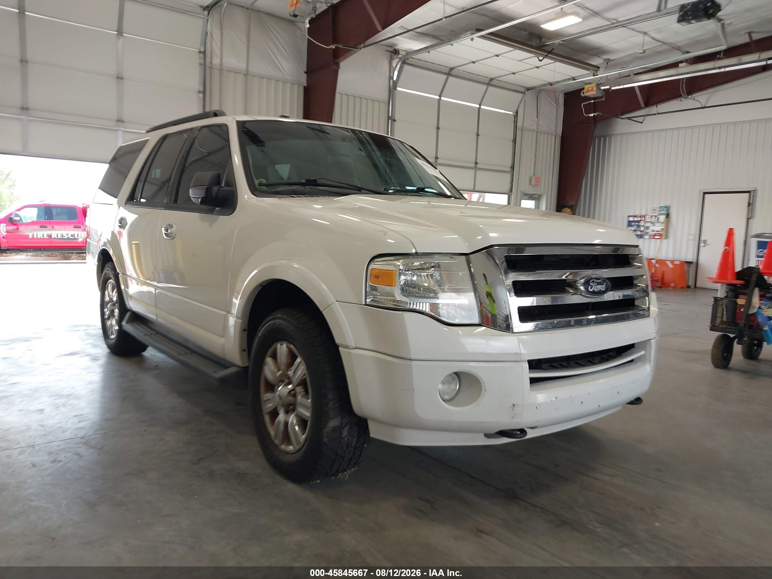 2012 Ford Expedition Xlt White vin: 1FMJU1J54CEF47462