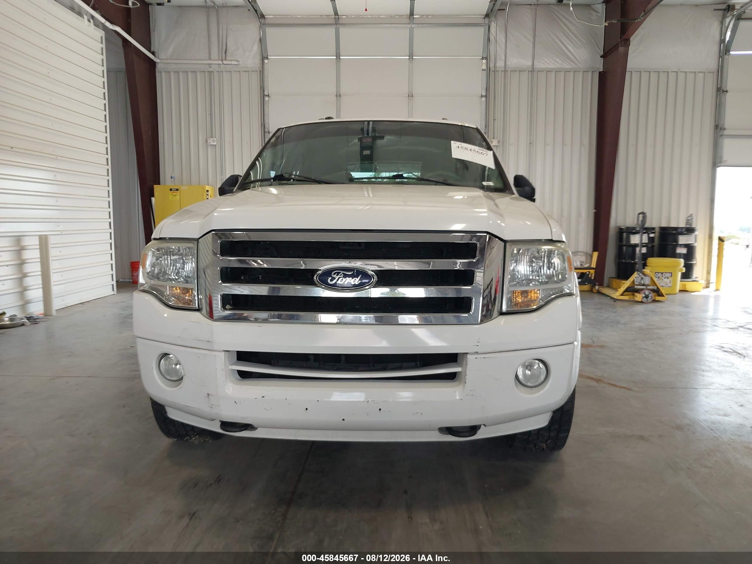 2012 Ford Expedition Xlt Белый vin: 1FMJU1J54CEF47462