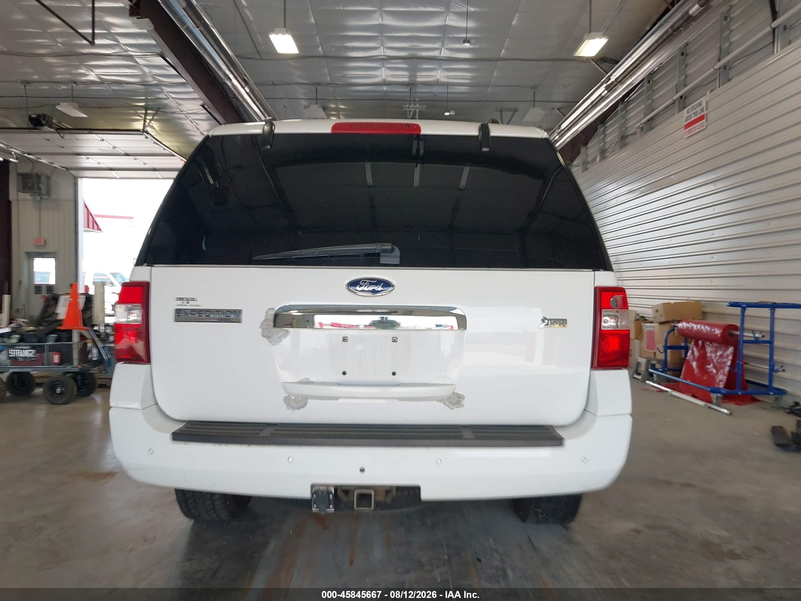 2012 Ford Expedition Xlt Белый vin: 1FMJU1J54CEF47462