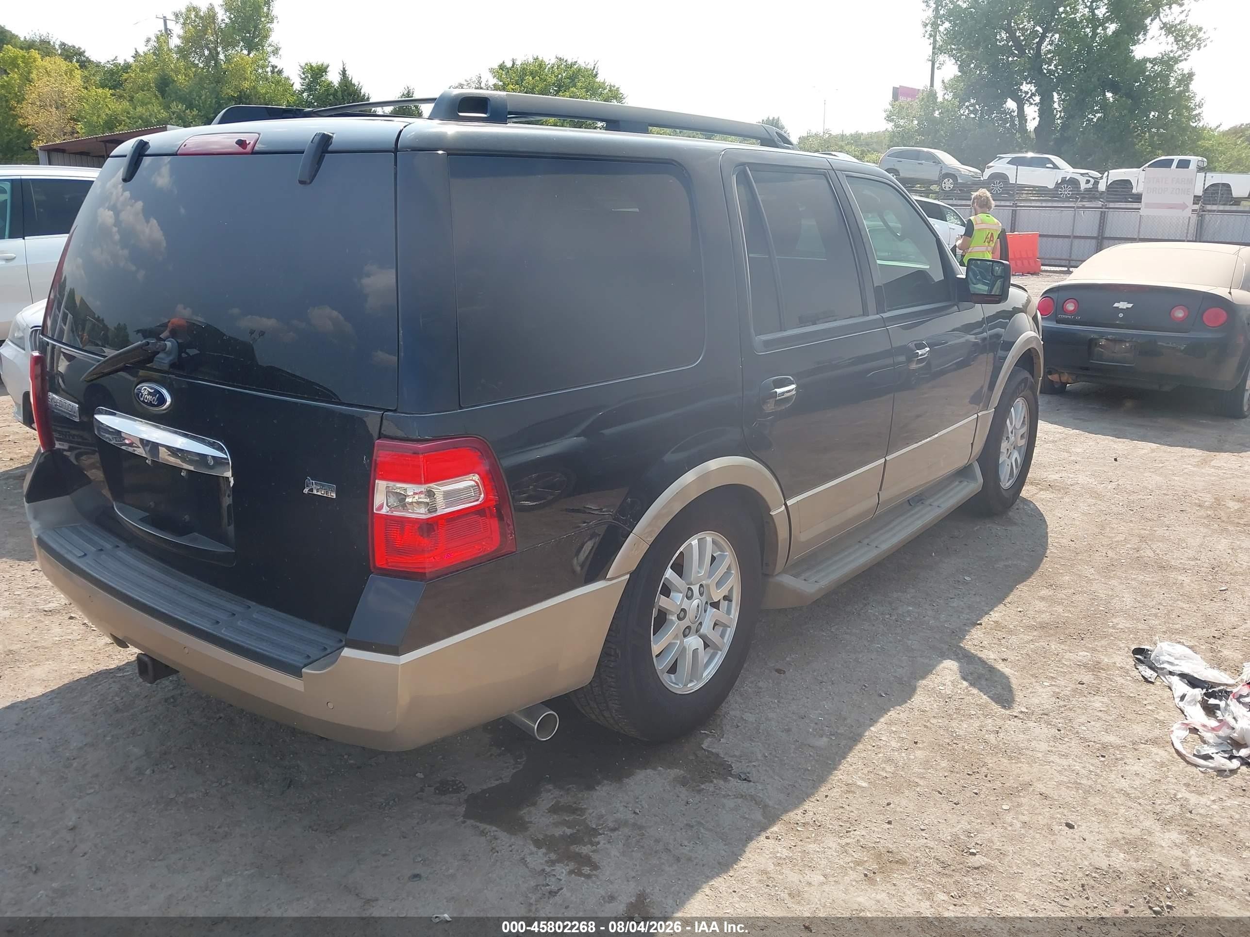 2013 Ford Expedition Xlt Tan vin: 1FMJU1J54DEF08873