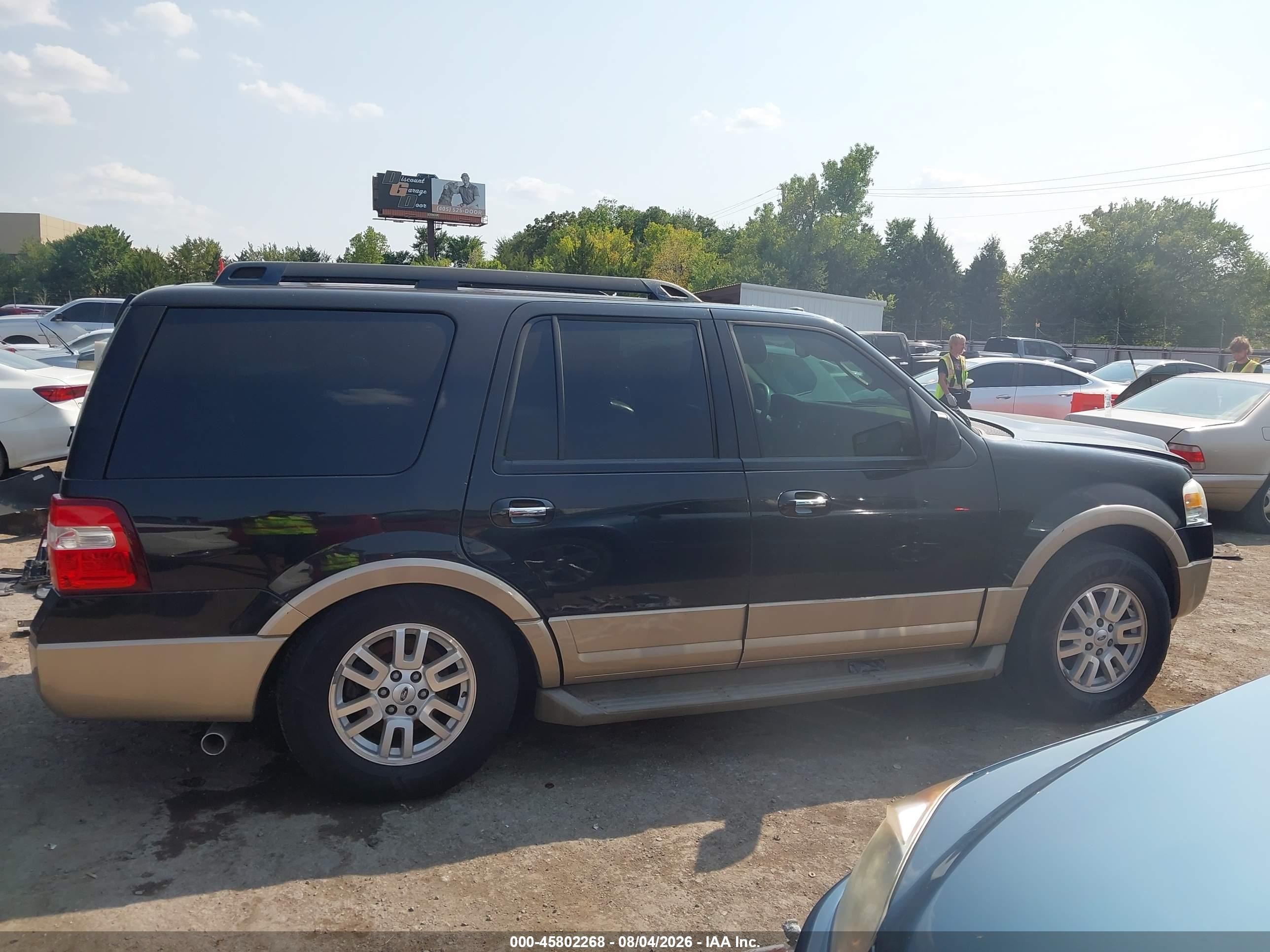 2013 Ford Expedition Xlt Tan vin: 1FMJU1J54DEF08873