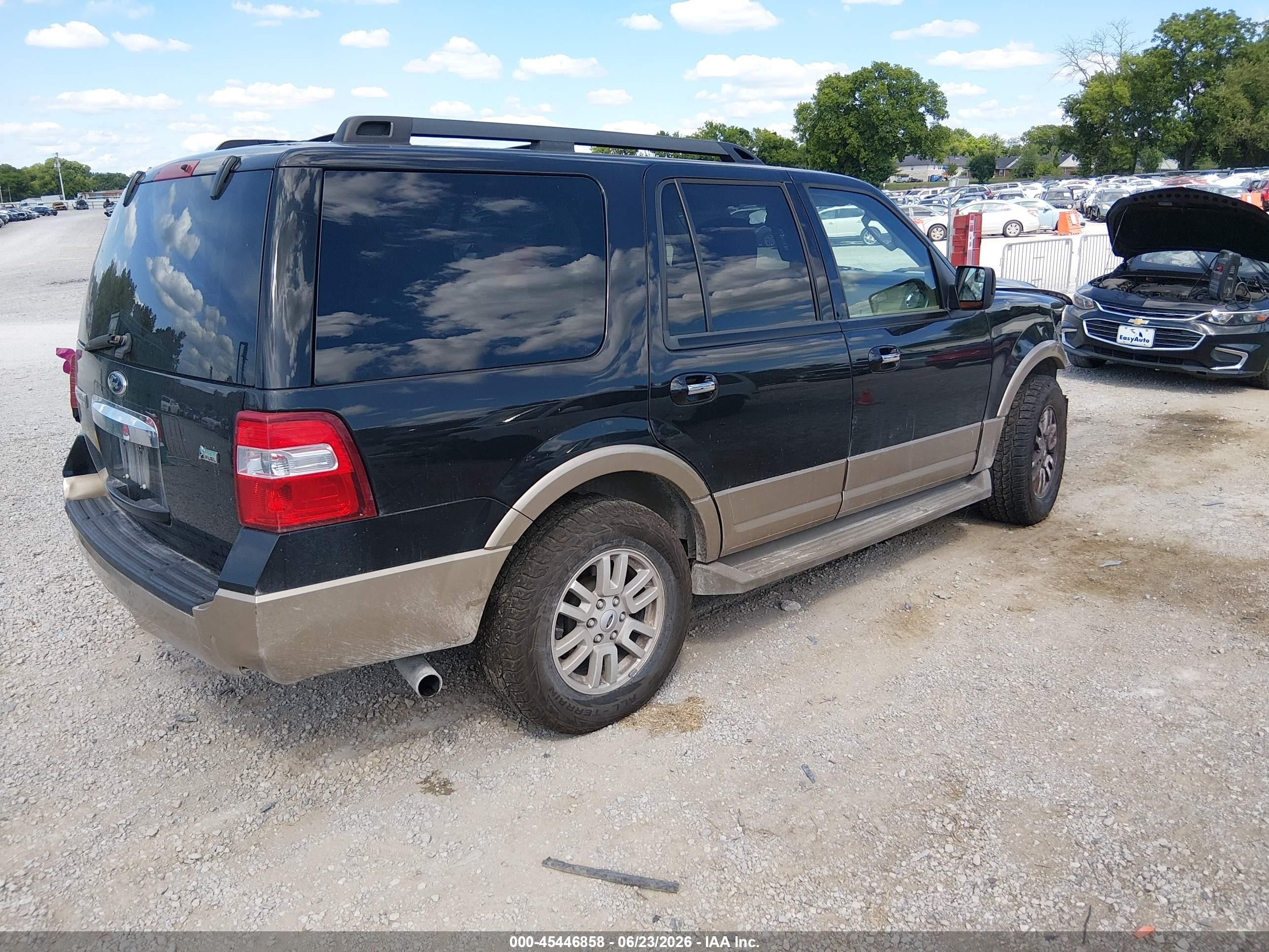 2014 Ford Expedition Xlt Черный vin: 1FMJU1J54EEF18790