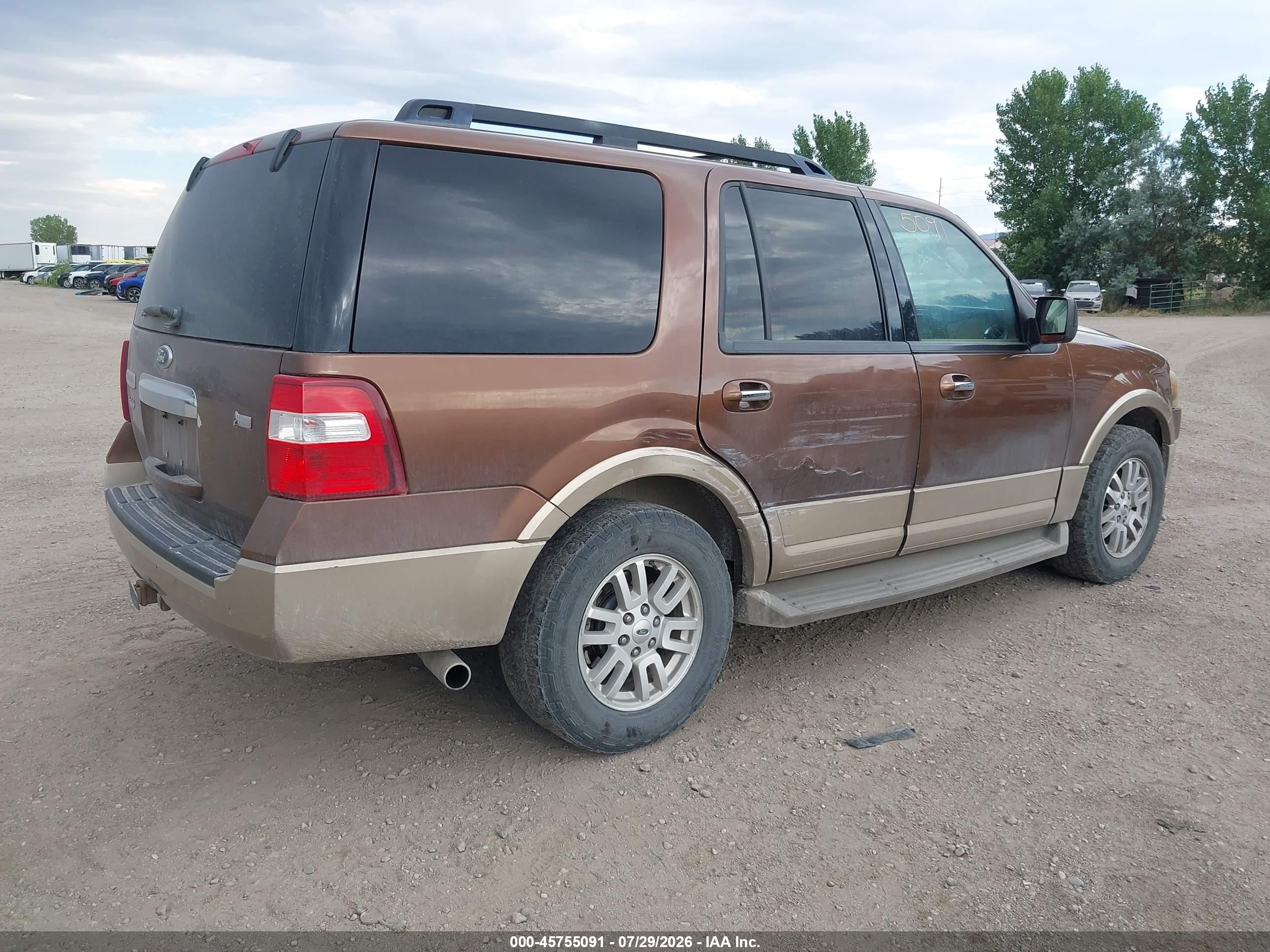 2011 Ford Expedition Xlt Коричневый vin: 1FMJU1J55BEF04408