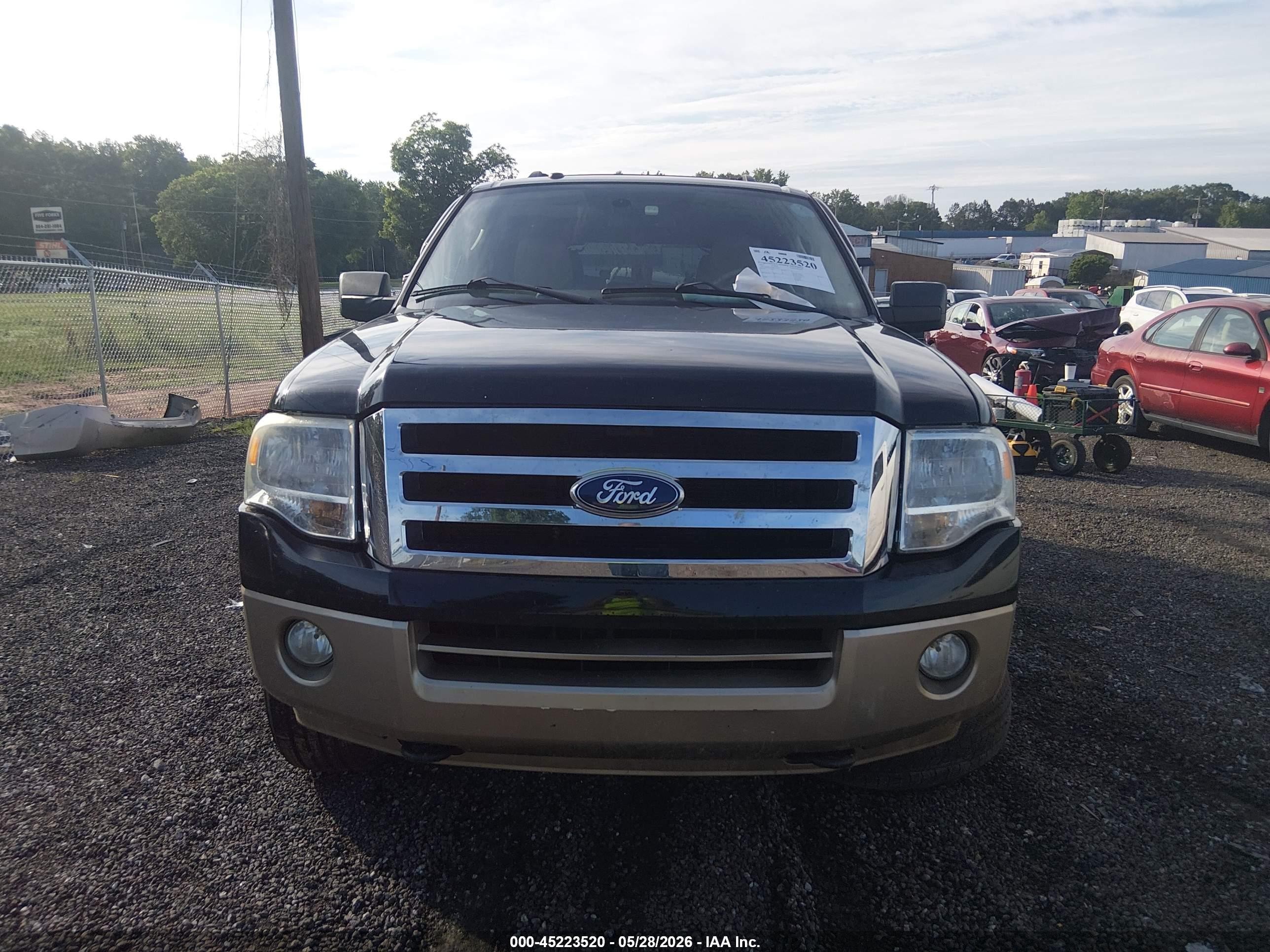 2011 Ford Expedition Xlt Black vin: 1FMJU1J55BEF53351