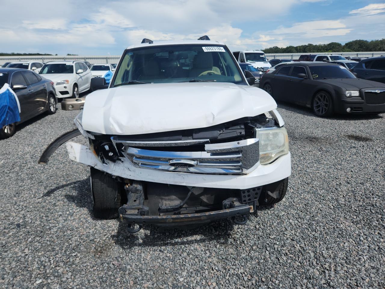 2013 Ford Expedition Xlt White vin: 1FMJU1J55DEF18344