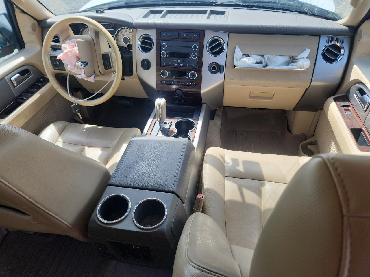 2013 Ford Expedition Xlt White vin: 1FMJU1J55DEF18344