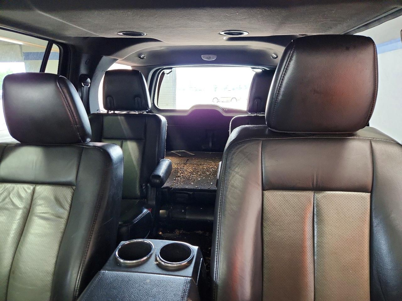 2012 Ford Expedition Xlt Black vin: 1FMJU1J56CEF13555
