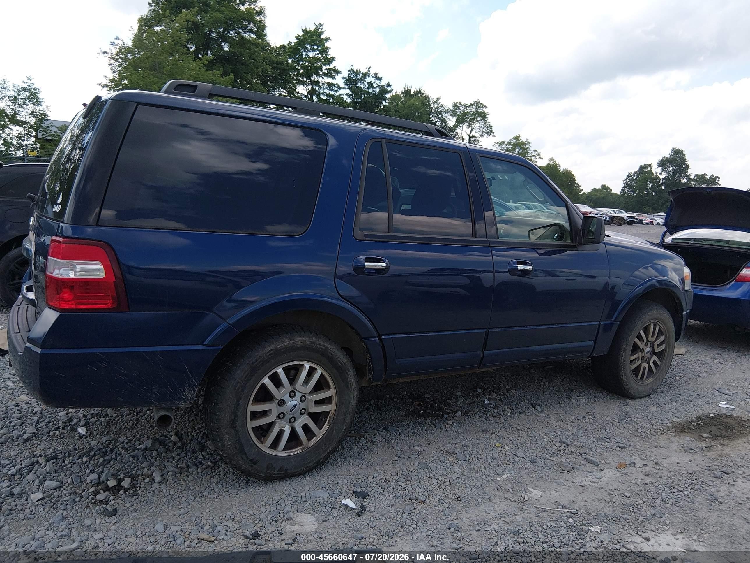 2011 Ford Expedition Xlt Blue vin: 1FMJU1J57BEF05320