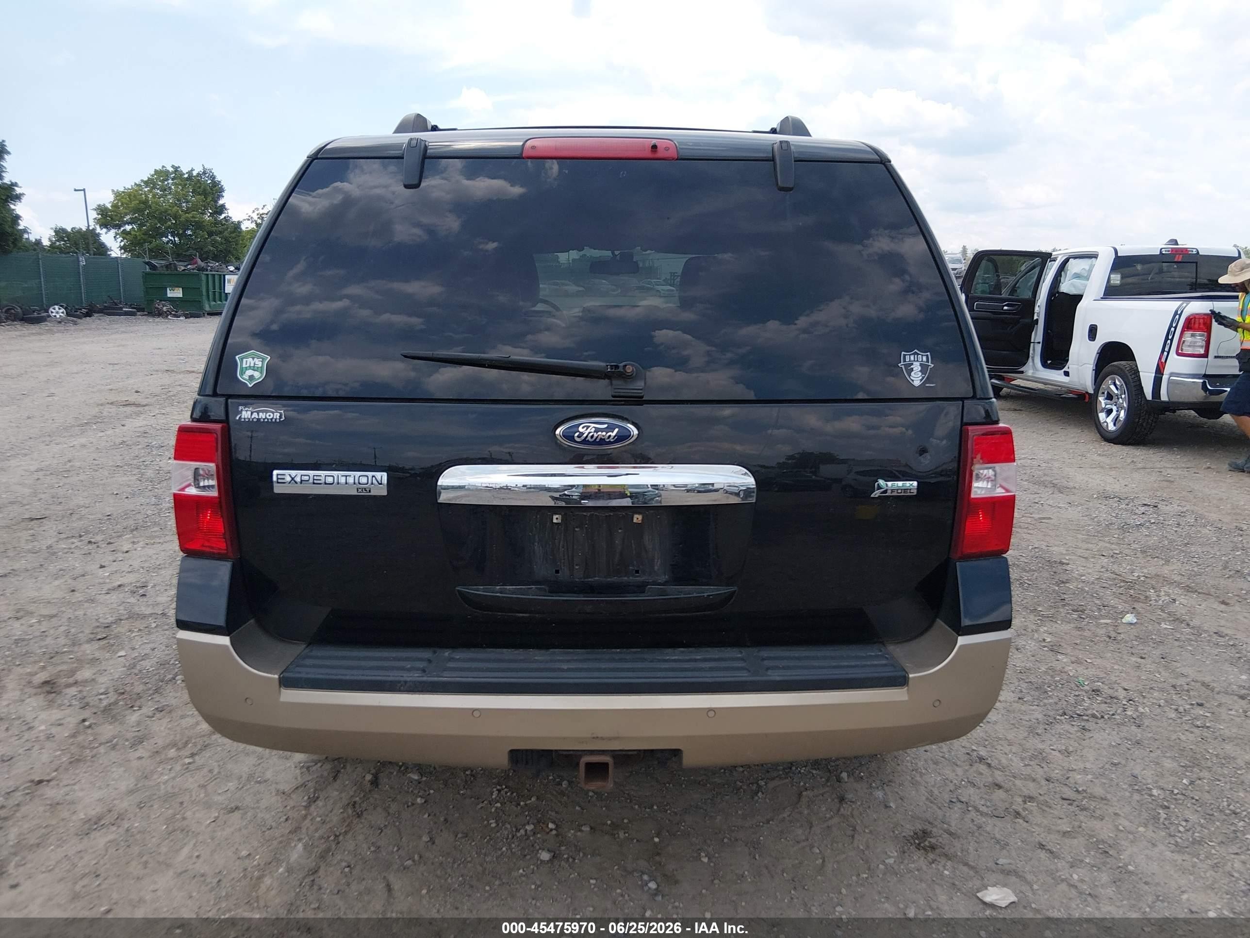 2011 Ford Expedition King Ranch/xlt Black vin: 1FMJU1J57BEF56977