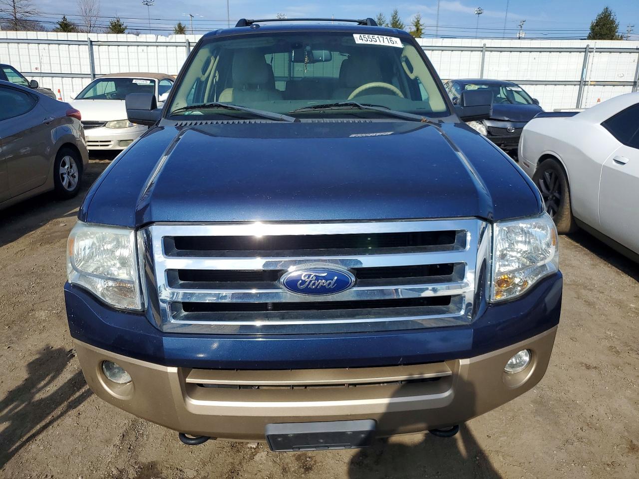 2014 Ford Expedition Синий vin: 1FMJU1J57EEF20257