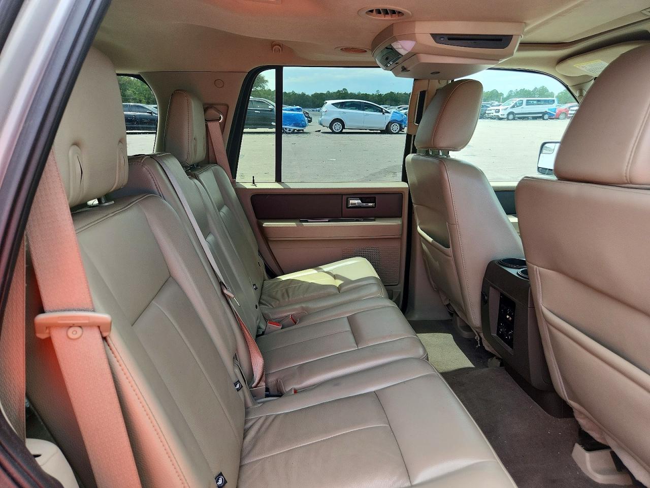 2013 Ford Expedition Xlt Silver vin: 1FMJU1J58DEF34652
