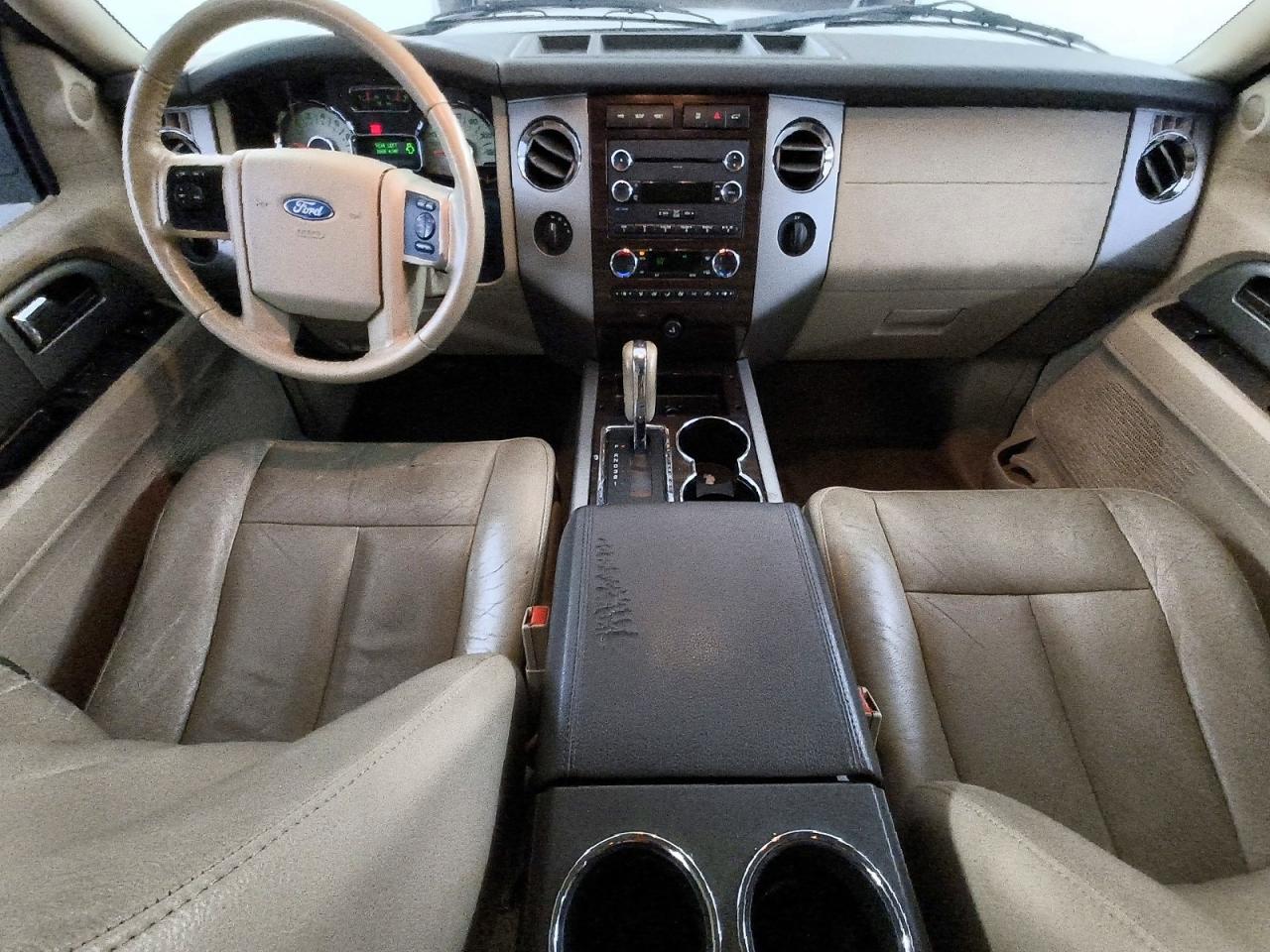 2012 Ford Expedition Xlt White vin: 1FMJU1J59CEF10097