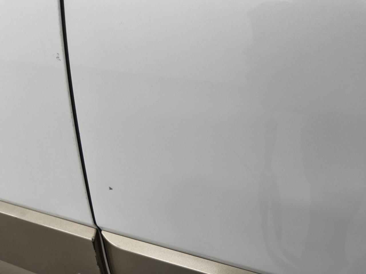 2012 Ford Expedition Xlt White vin: 1FMJU1J59CEF10097 Damage: Left Rear Door, Chipped, 1