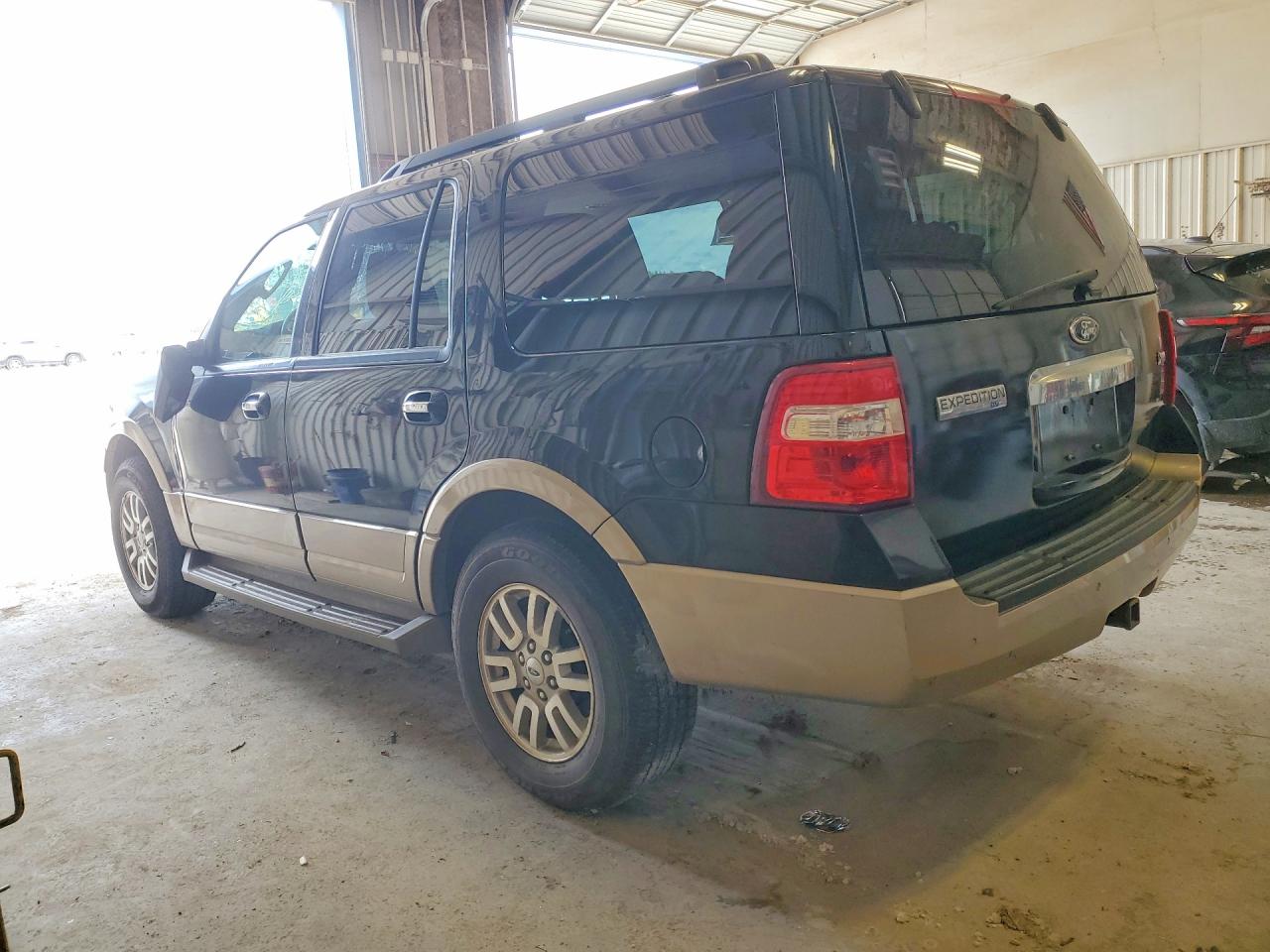 2012 Ford Expedition Xlt/king Ranch Черный vin: 1FMJU1J59CEF17857