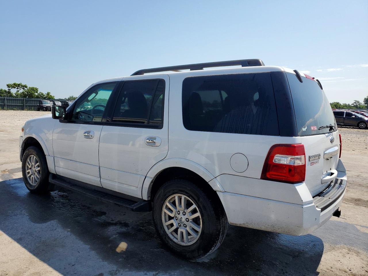2012 Ford Expedition Xlt White vin: 1FMJU1J5XCEF03188