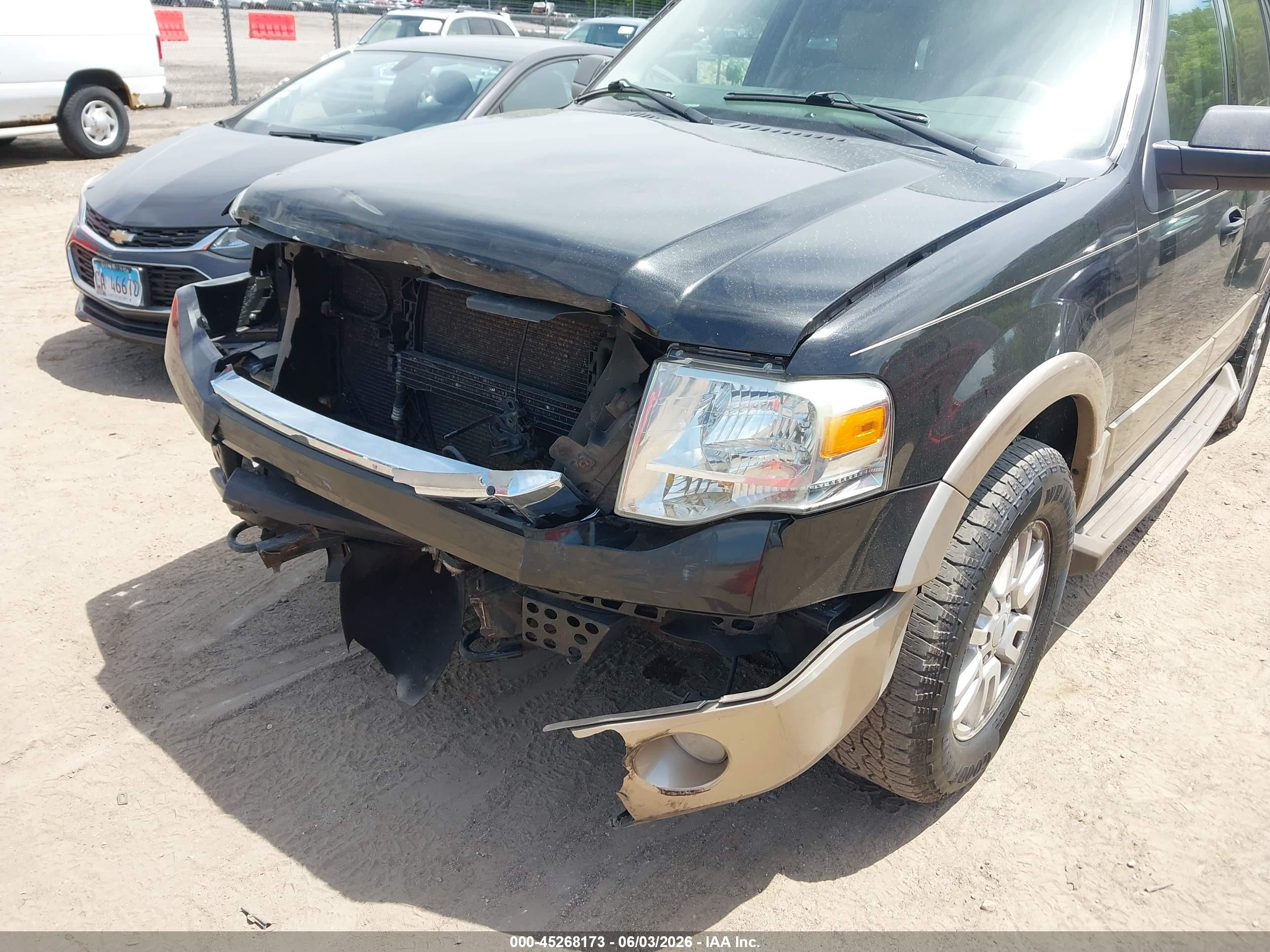 2012 Ford Expedition Xlt Черный vin: 1FMJU1J5XCEF58241