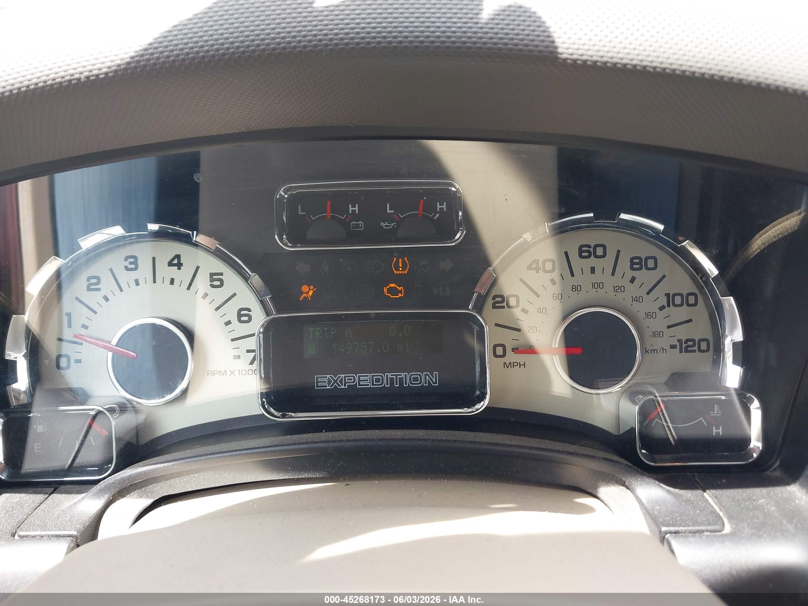 2012 Ford Expedition Xlt Черный vin: 1FMJU1J5XCEF58241