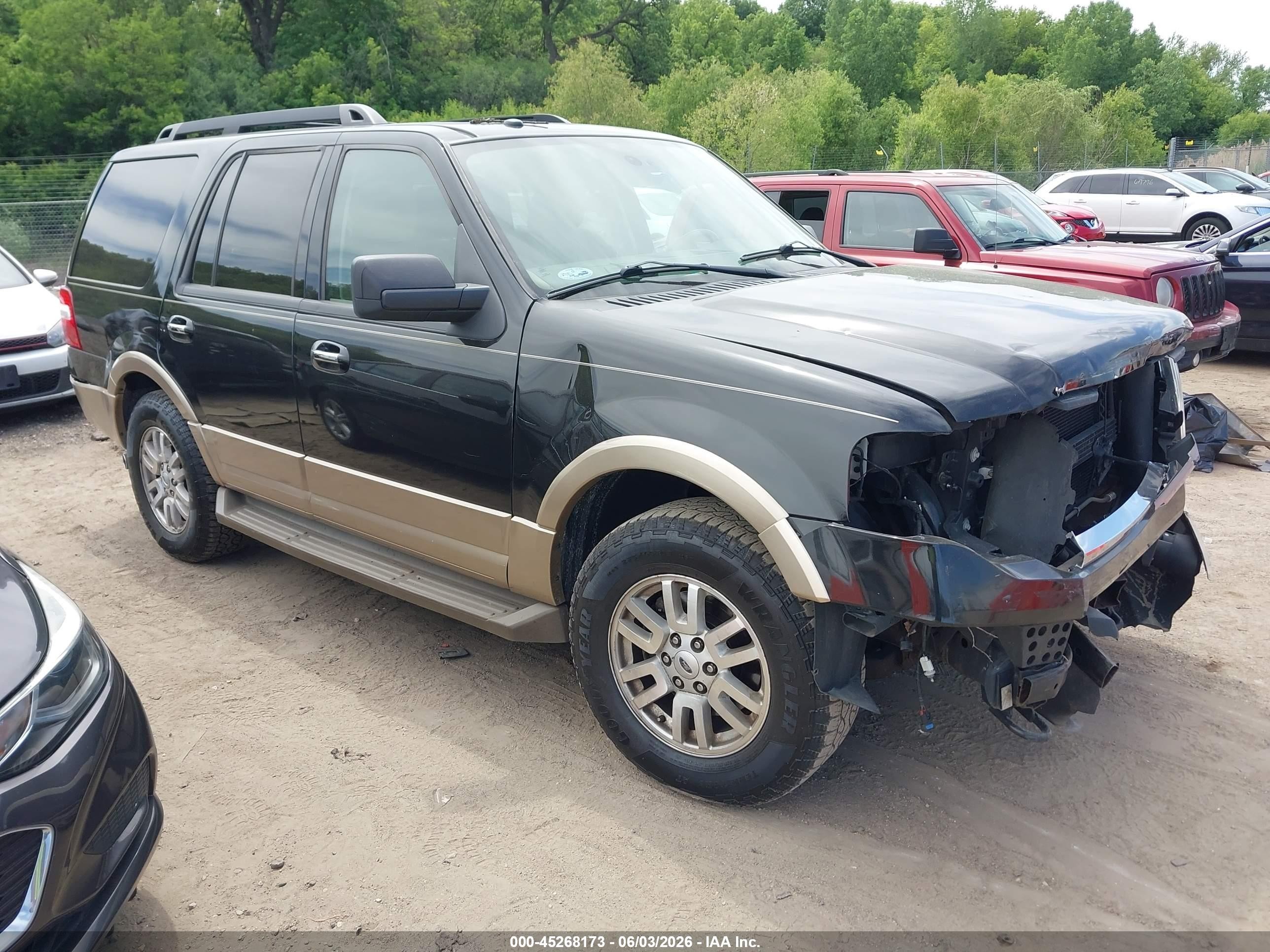 2012 Ford Expedition Xlt Черный vin: 1FMJU1J5XCEF58241