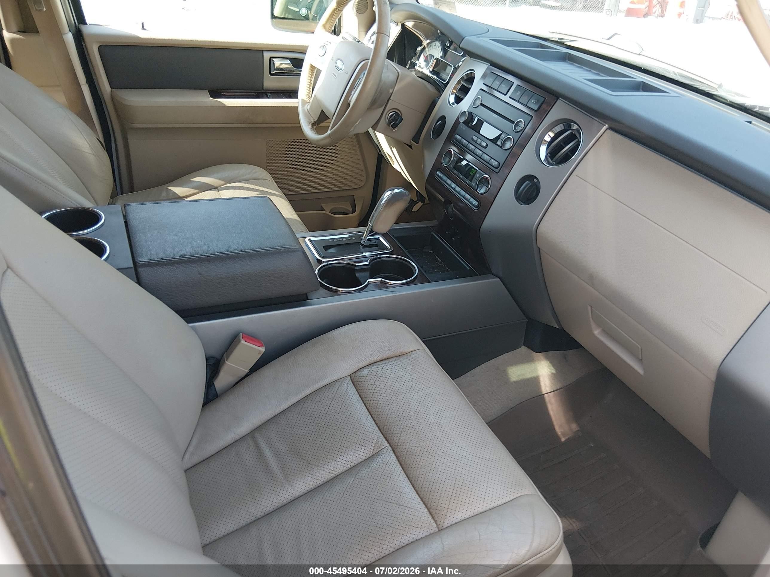 2014 Ford Expedition Xlt White vin: 1FMJU1J5XEEF36324