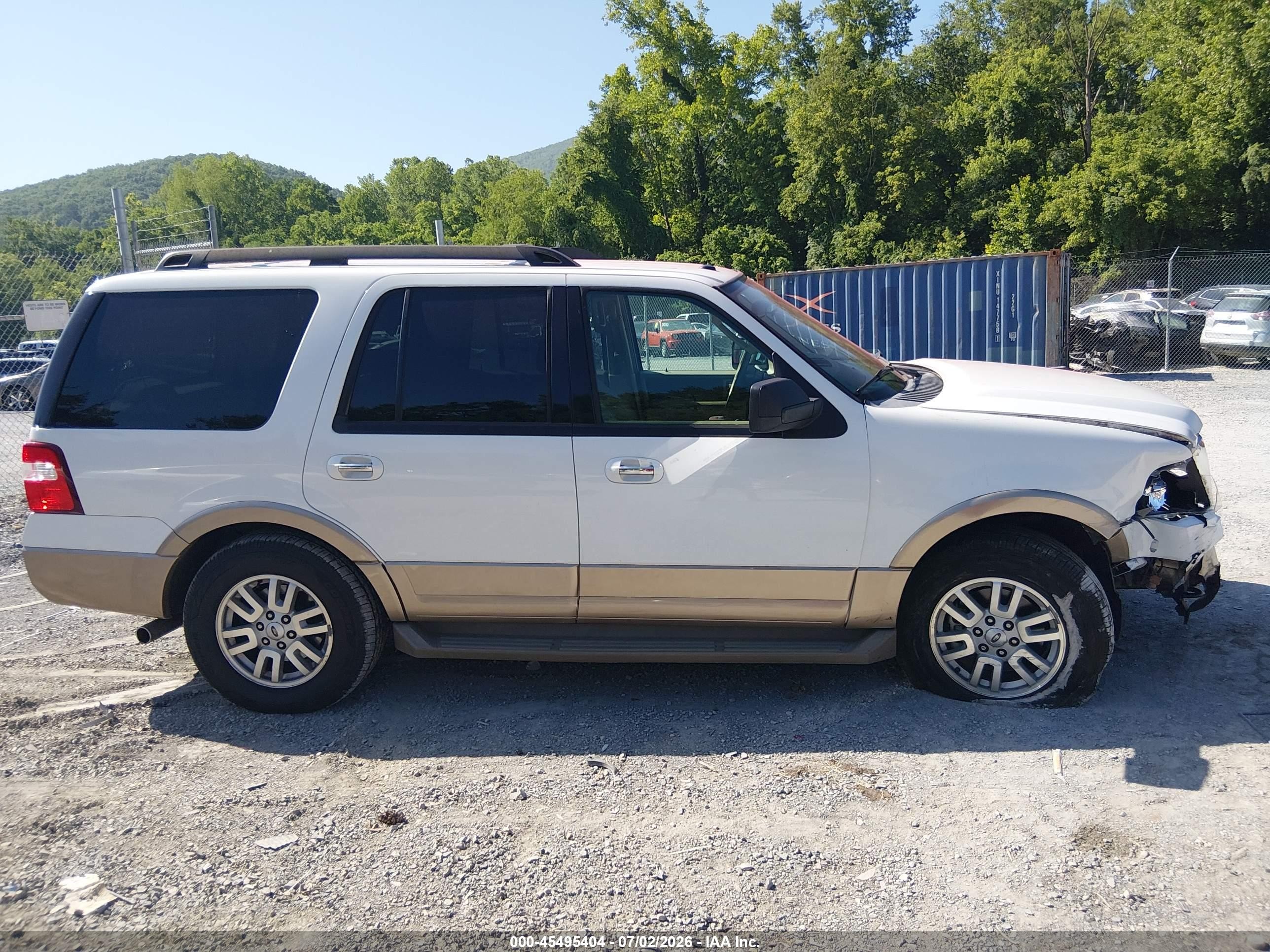 2014 Ford Expedition Xlt White vin: 1FMJU1J5XEEF36324