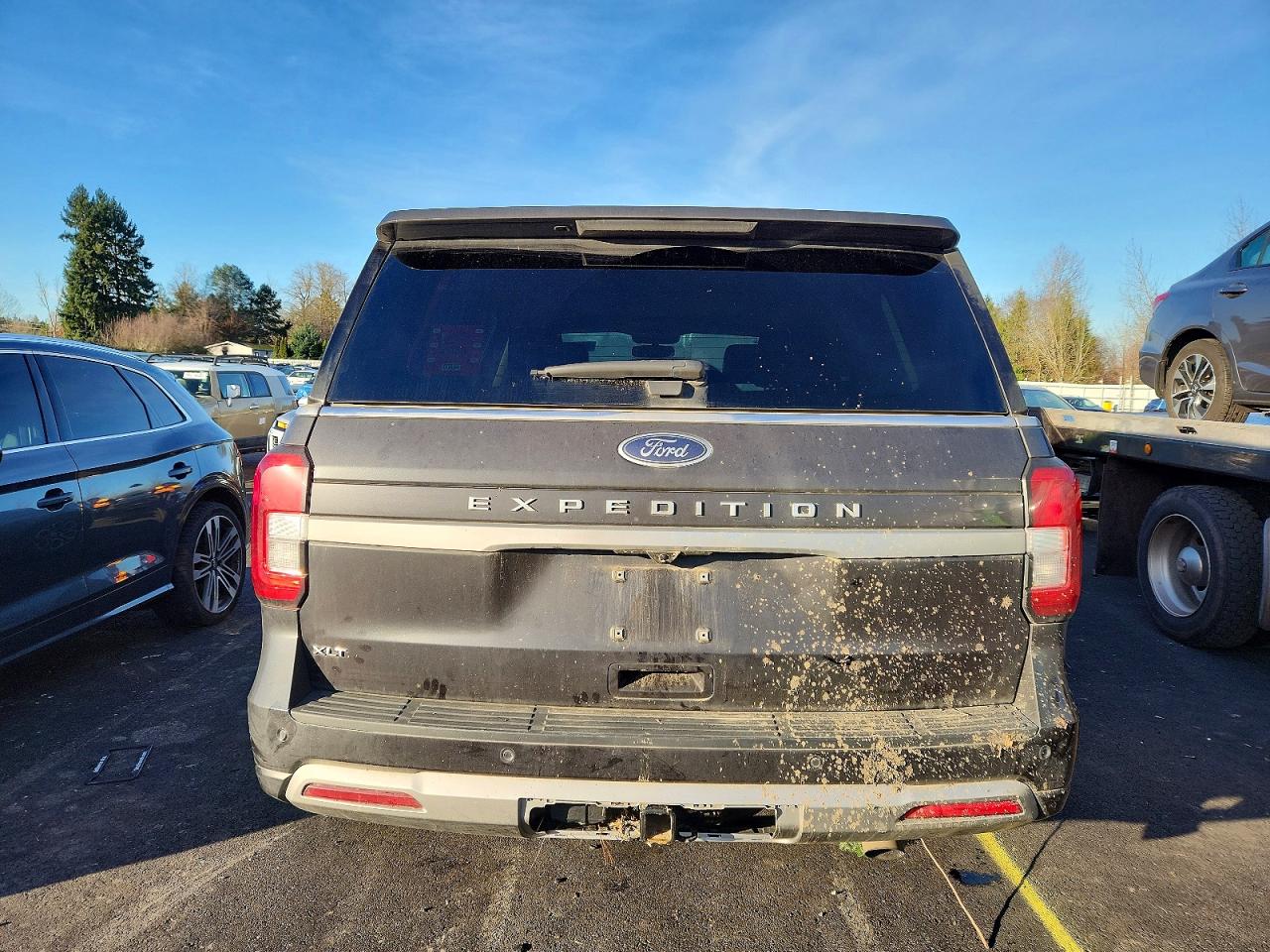 2024 Ford Expedition Xlt Charcoal vin: 1FMJU1J86REB03969
