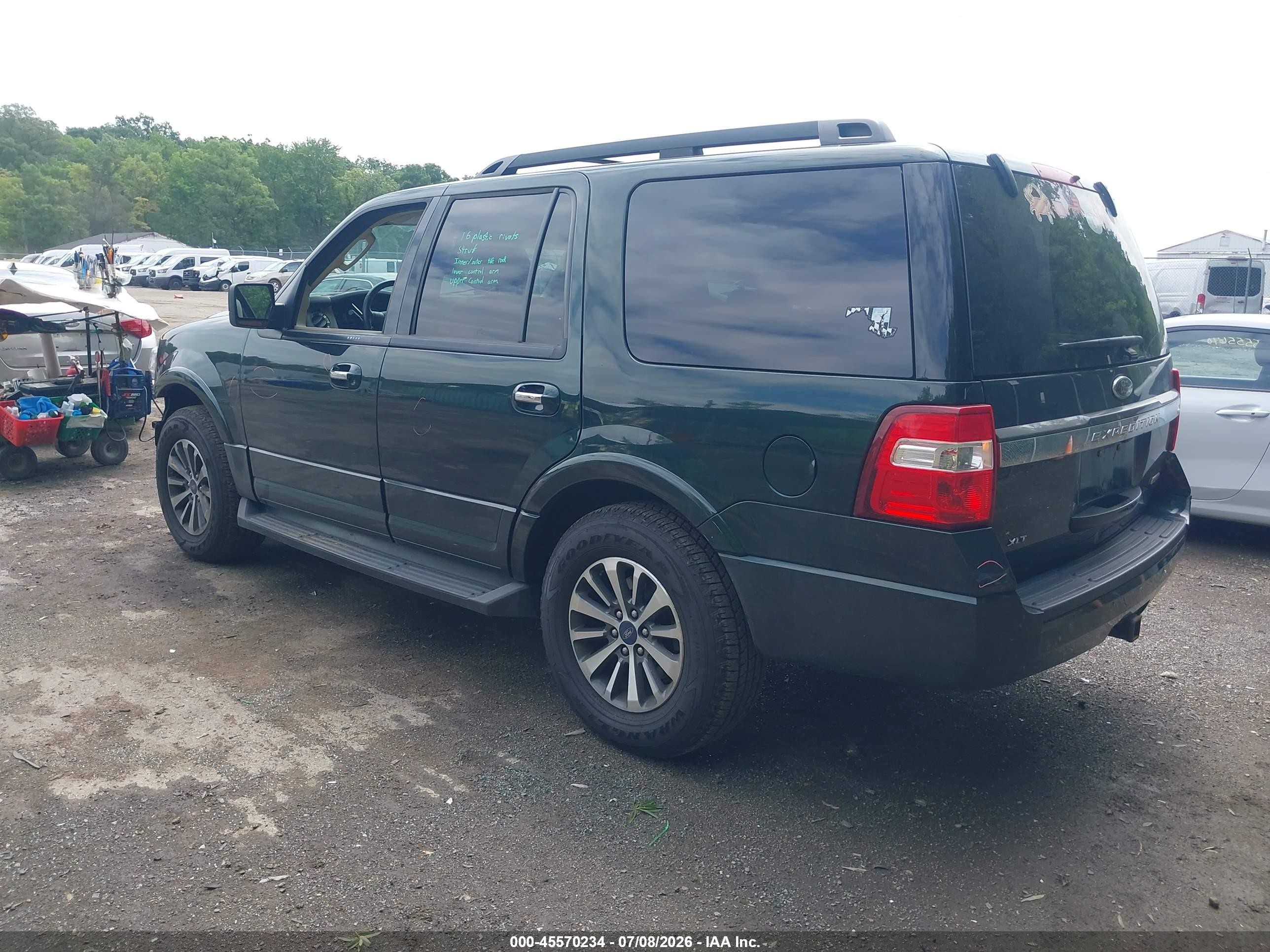 2015 Ford Expedition Xlt Green vin: 1FMJU1JT1FEF30007