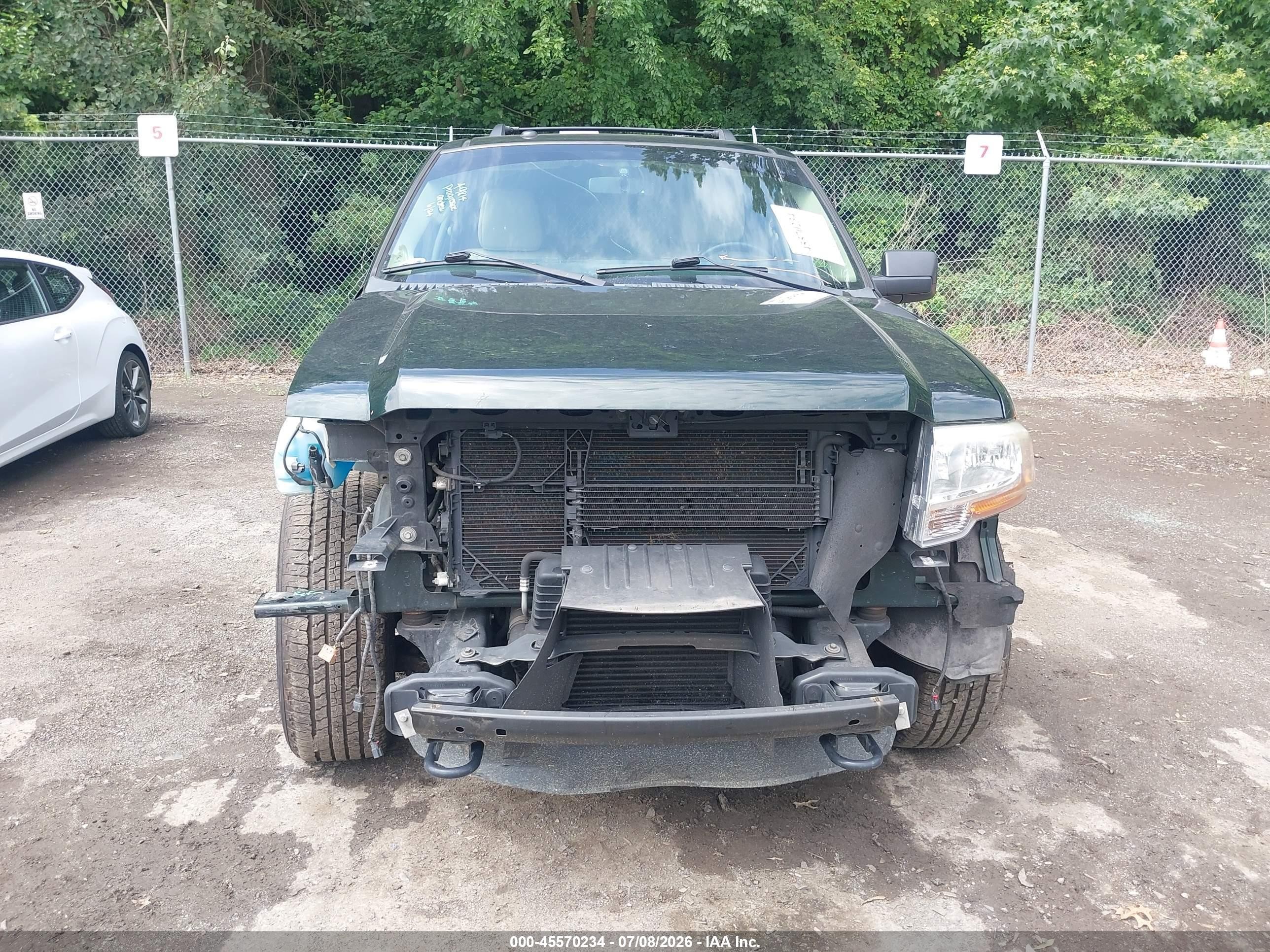 2015 Ford Expedition Xlt Green vin: 1FMJU1JT1FEF30007