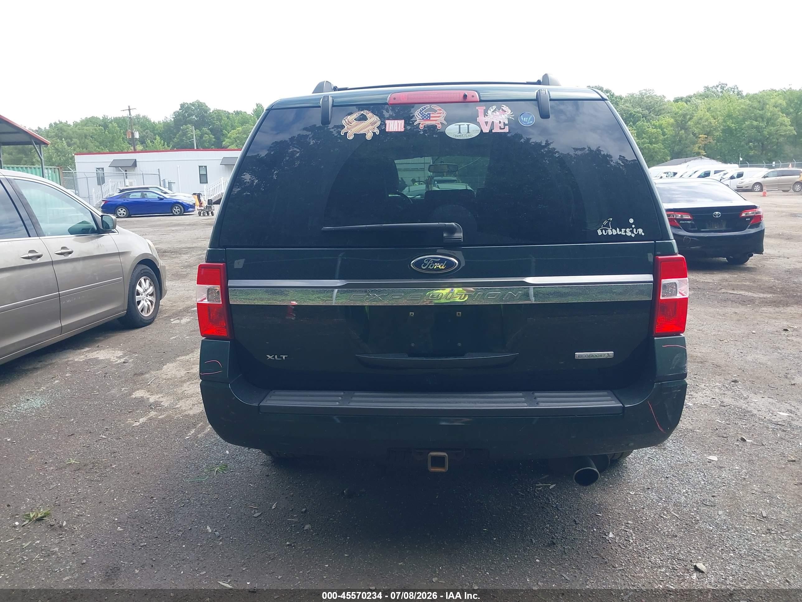 2015 Ford Expedition Xlt Green vin: 1FMJU1JT1FEF30007