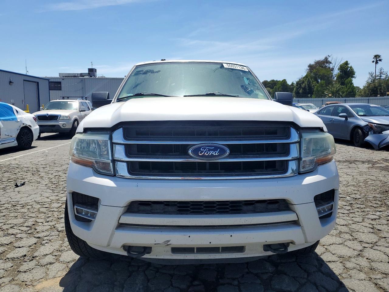 2015 Ford Expedition Xlt White vin: 1FMJU1JT2FEF11238