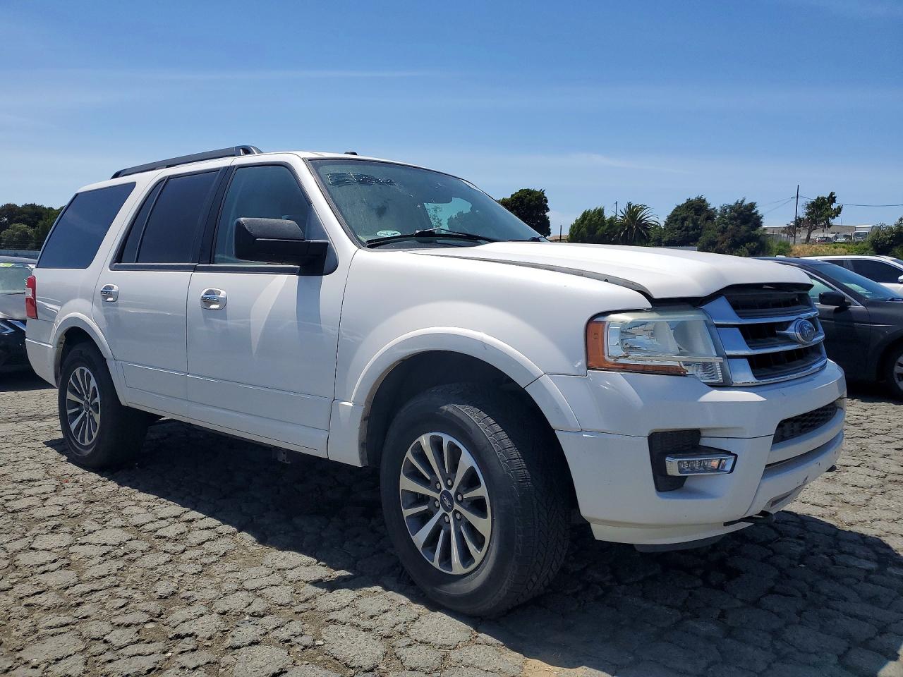 2015 Ford Expedition Xlt White vin: 1FMJU1JT2FEF11238