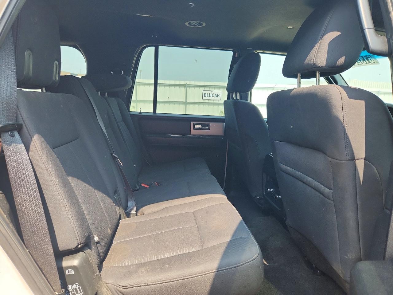 2015 Ford Expedition Xlt White vin: 1FMJU1JT5FEF05515