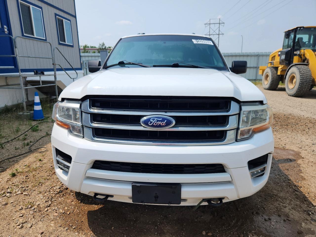 2015 Ford Expedition Xlt White vin: 1FMJU1JT5FEF05515