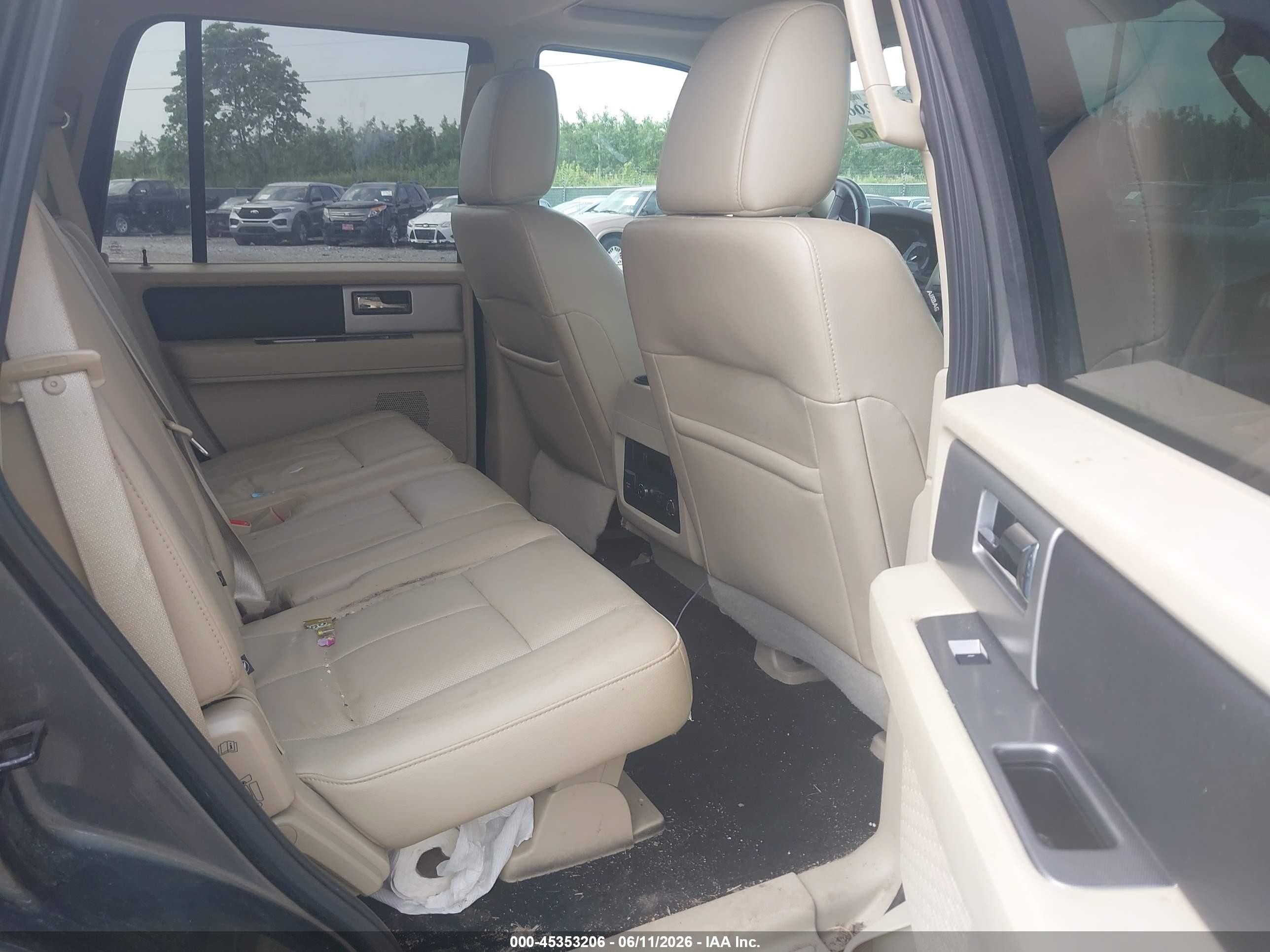 2015 Ford Expedition Xlt Gray vin: 1FMJU1JT5FEF09872