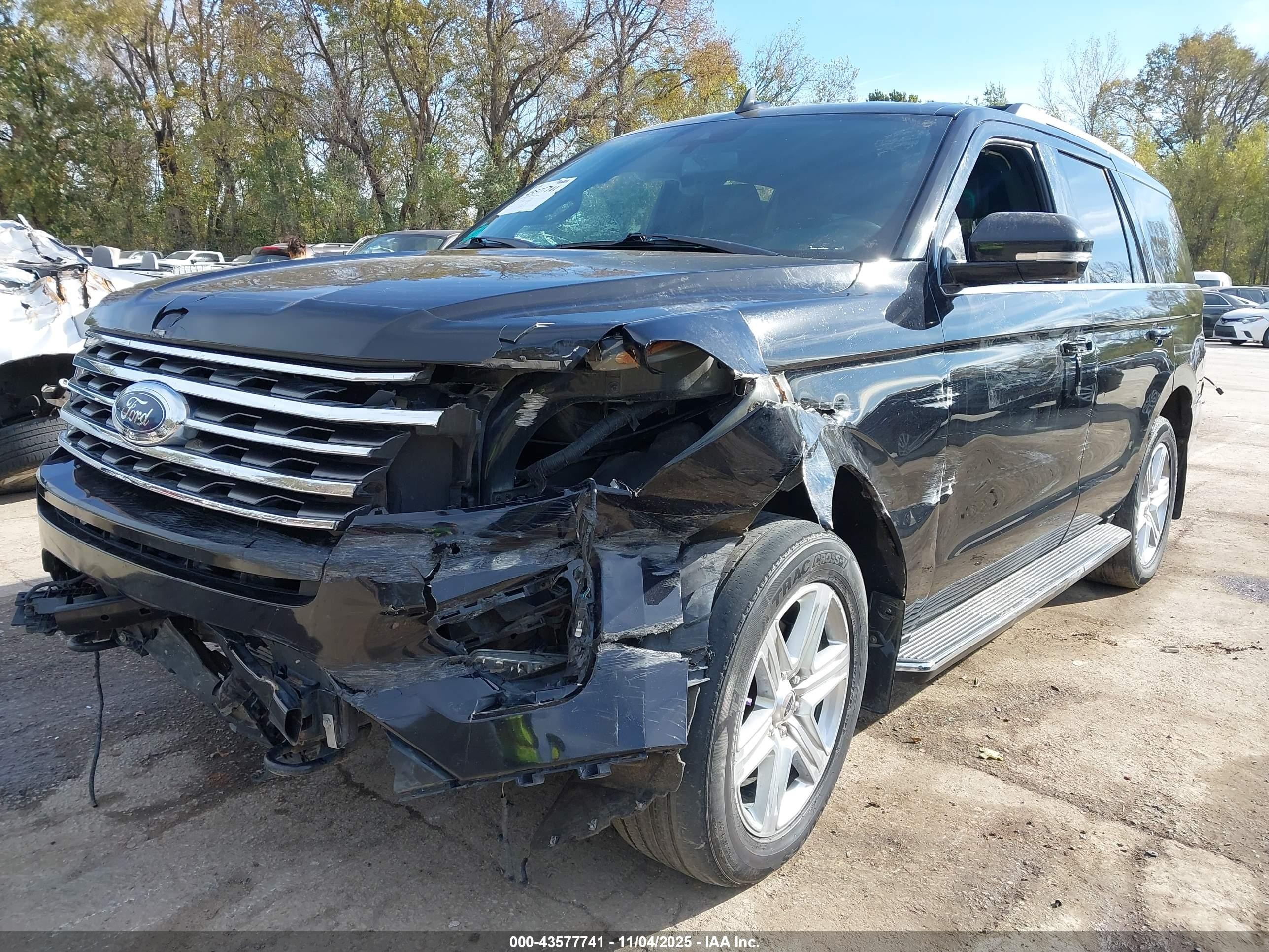 2019 Ford Expedition Xlt Black vin: 1FMJU1JT5KEA04232