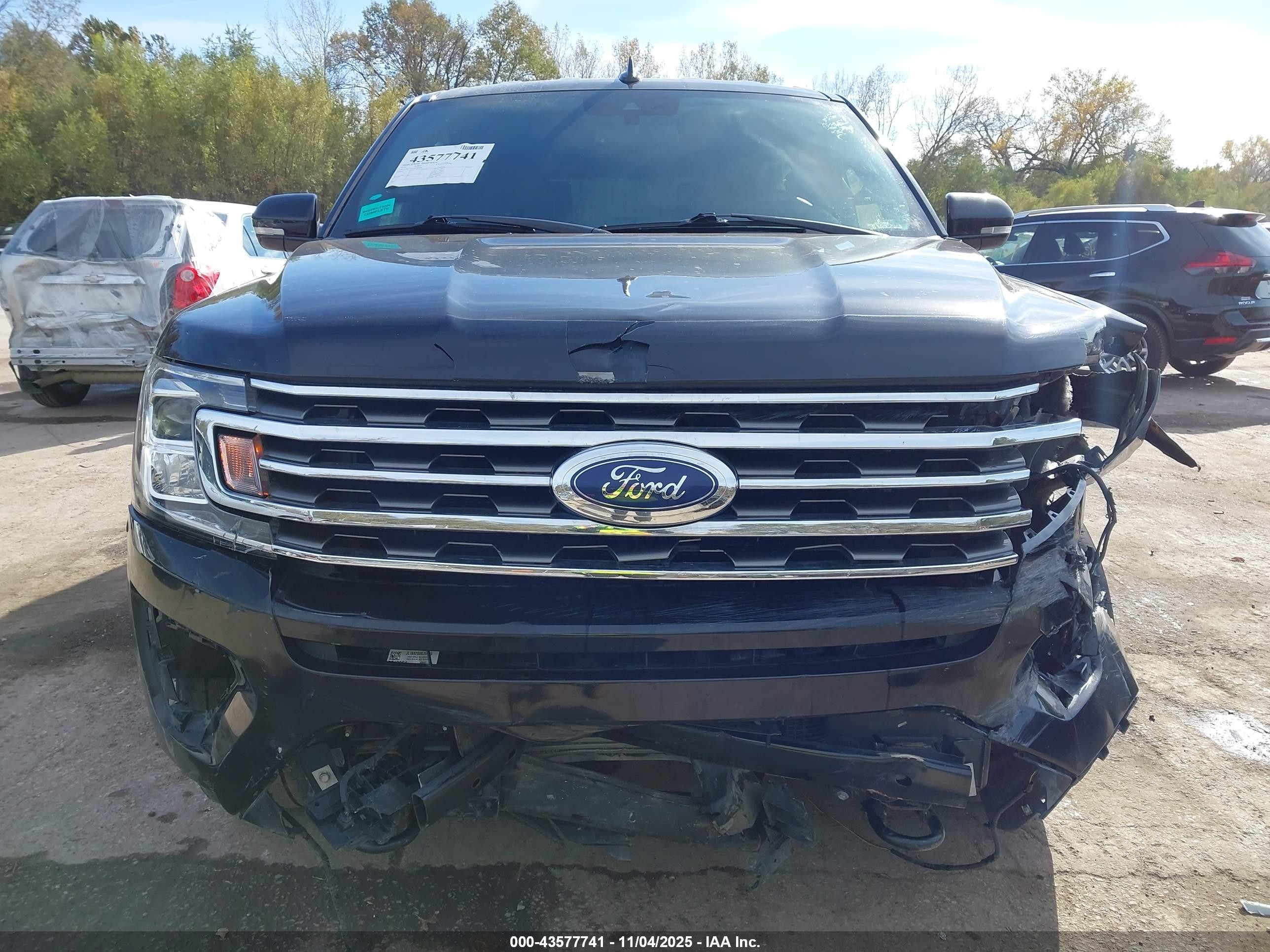 2019 Ford Expedition Xlt Black vin: 1FMJU1JT5KEA04232