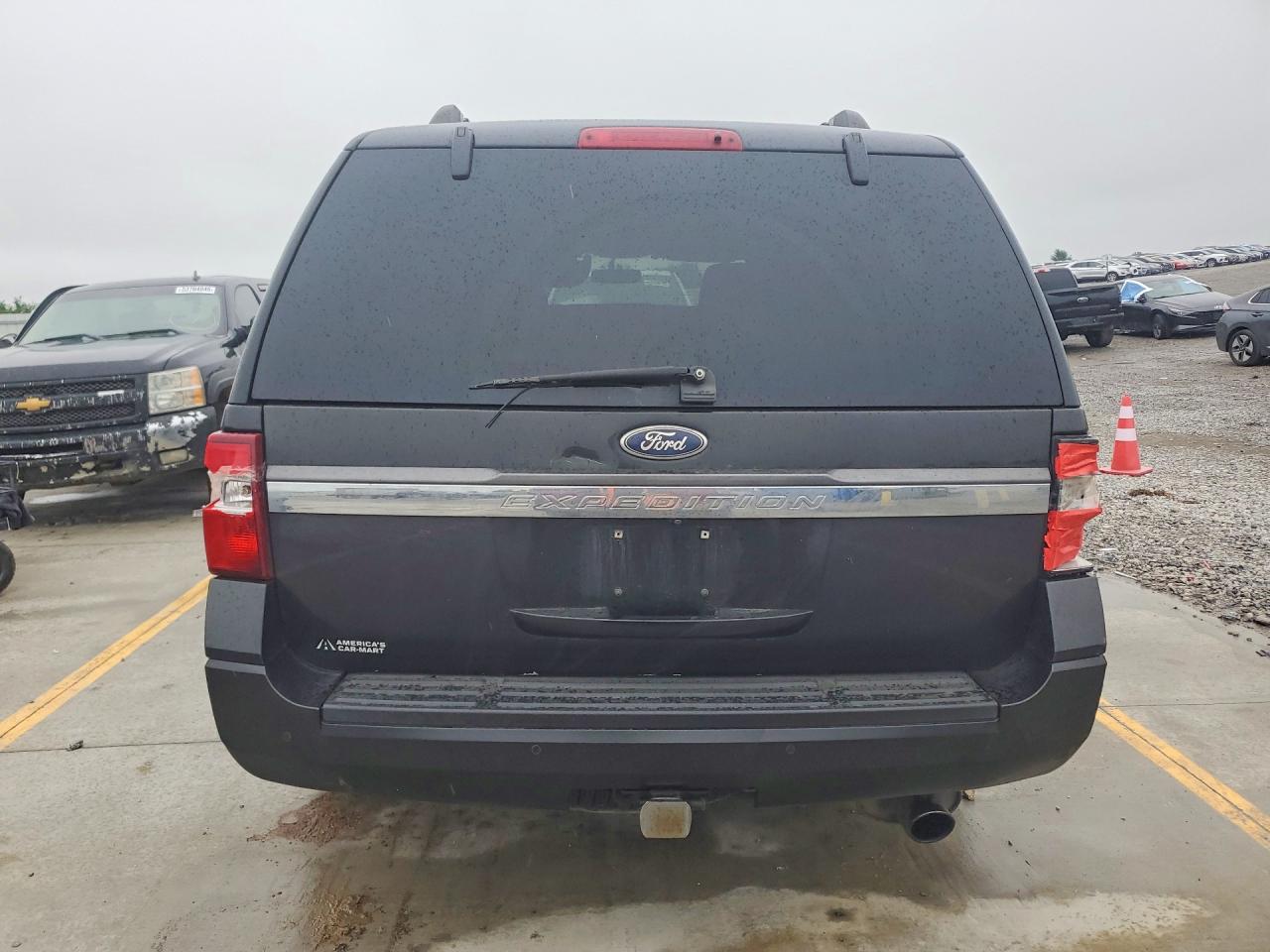 2015 Ford Expedition Xlt Black vin: 1FMJU1JT6FEF26681