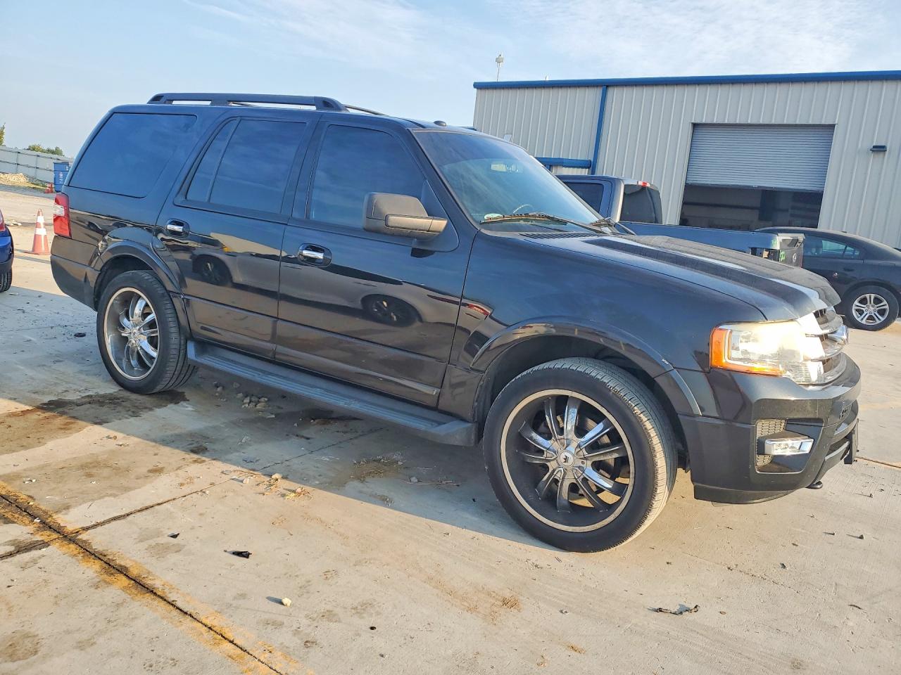 2015 Ford Expedition Xlt Black vin: 1FMJU1JT6FEF26910