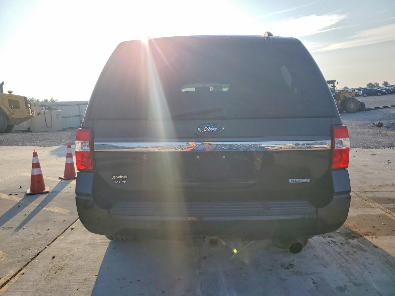 2015 Ford Expedition Xlt Black vin: 1FMJU1JT6FEF26910