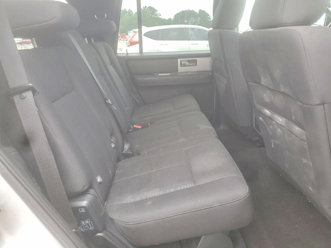 2015 Ford Expedition Xlt Silver vin: 1FMJU1JT6FEF29998