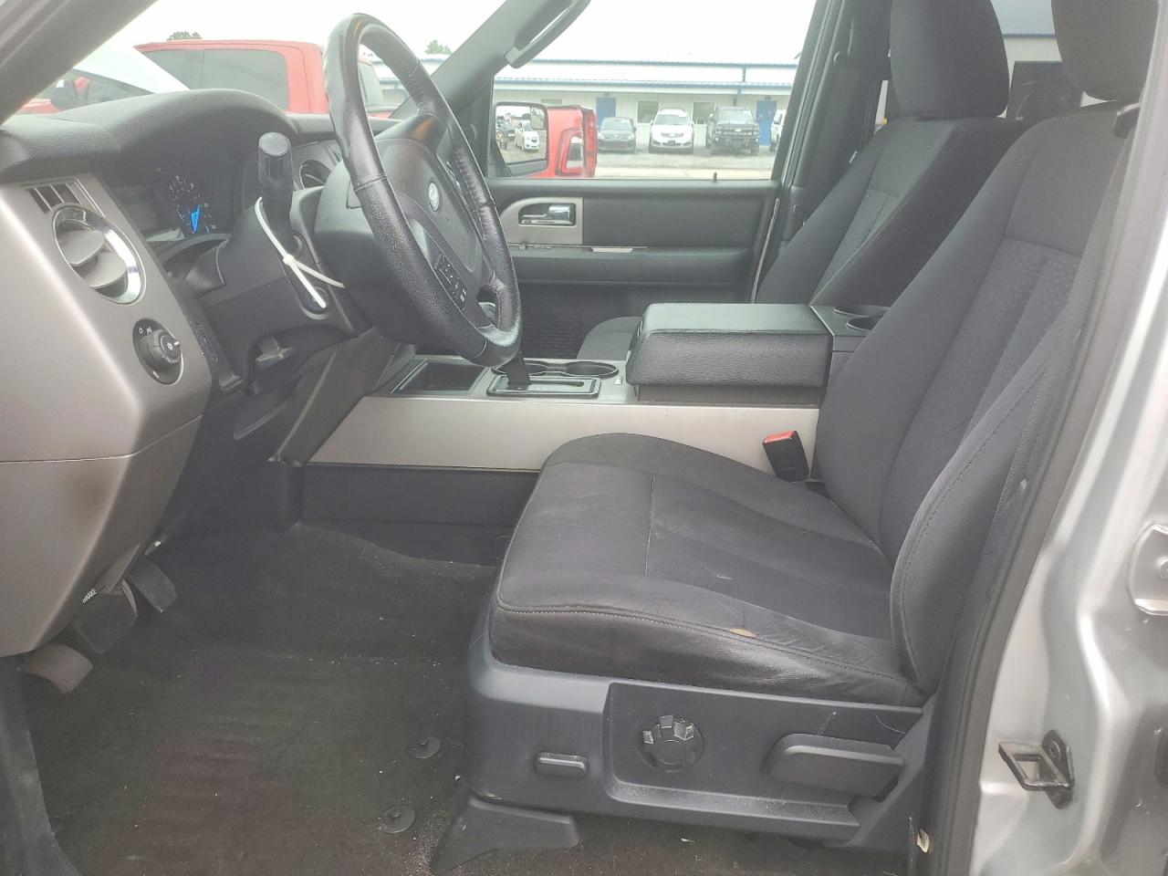 2015 Ford Expedition Xlt Silver vin: 1FMJU1JT6FEF29998