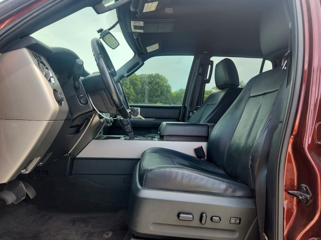 2015 Ford Expedition Xlt Burgundy vin: 1FMJU1JT7FEF05354