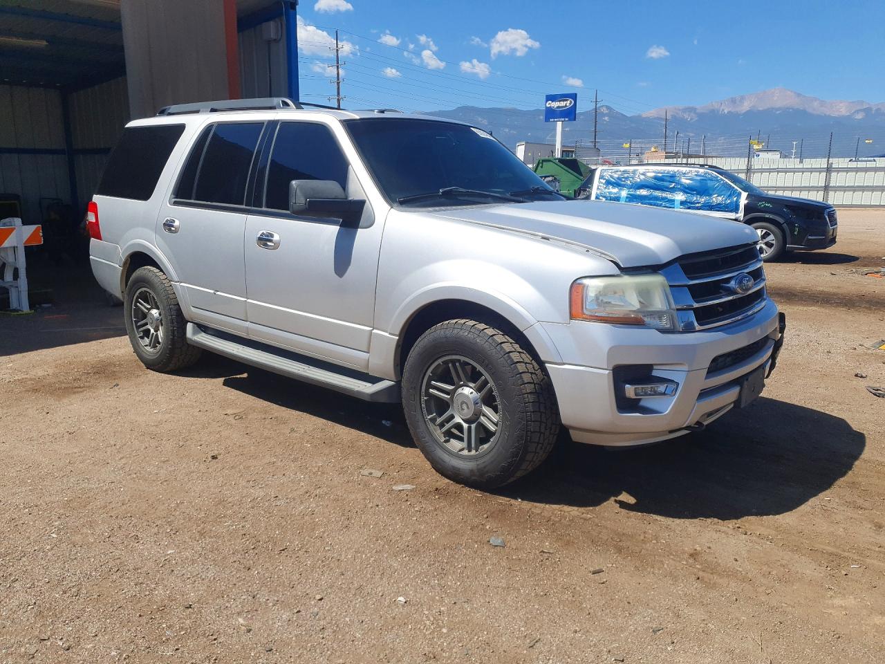 2015 Ford Expedition Xlt Silver vin: 1FMJU1JT8FEF04746