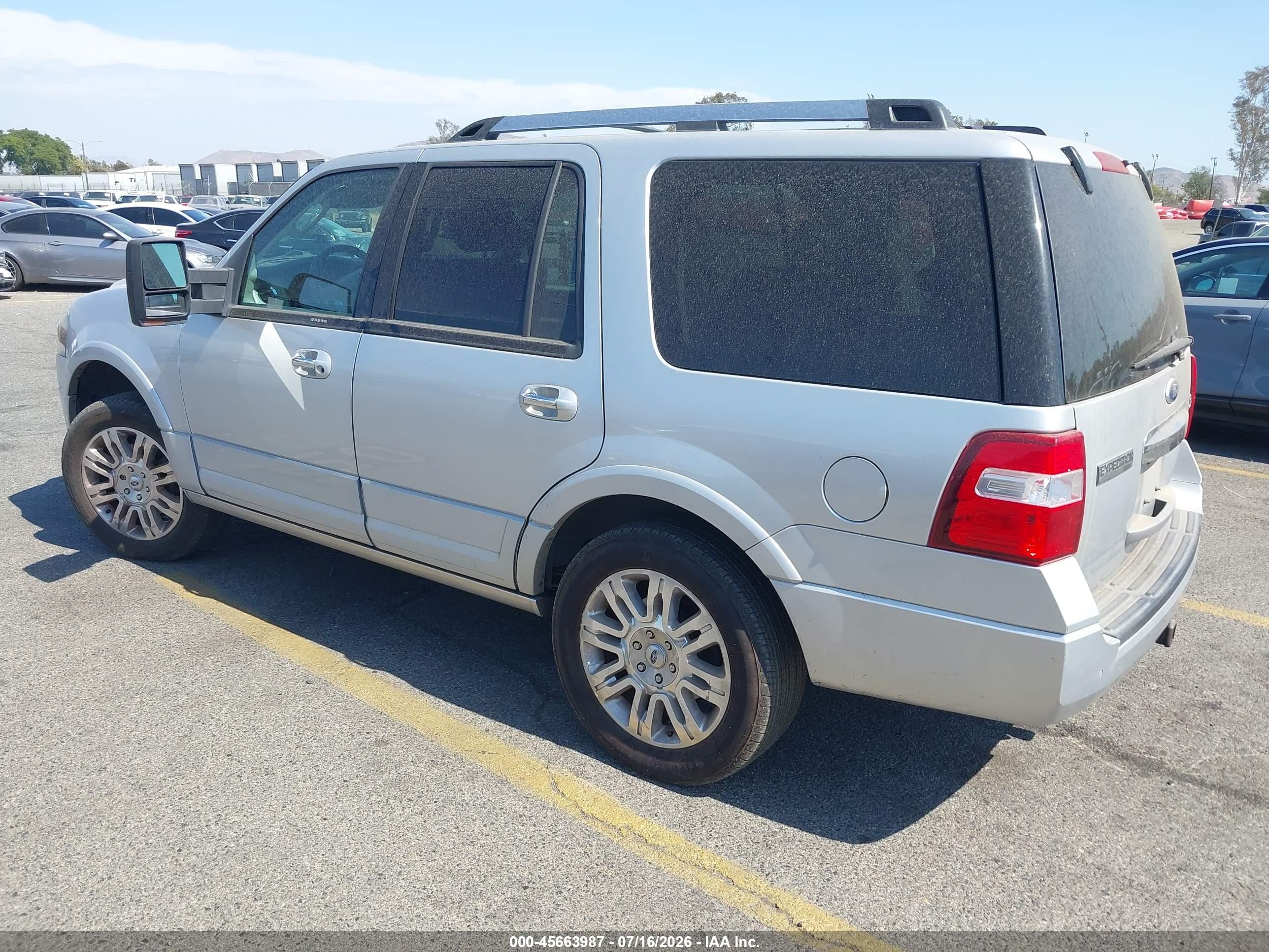 2011 Ford Expedition Limited Silver vin: 1FMJU1K50BEF44460