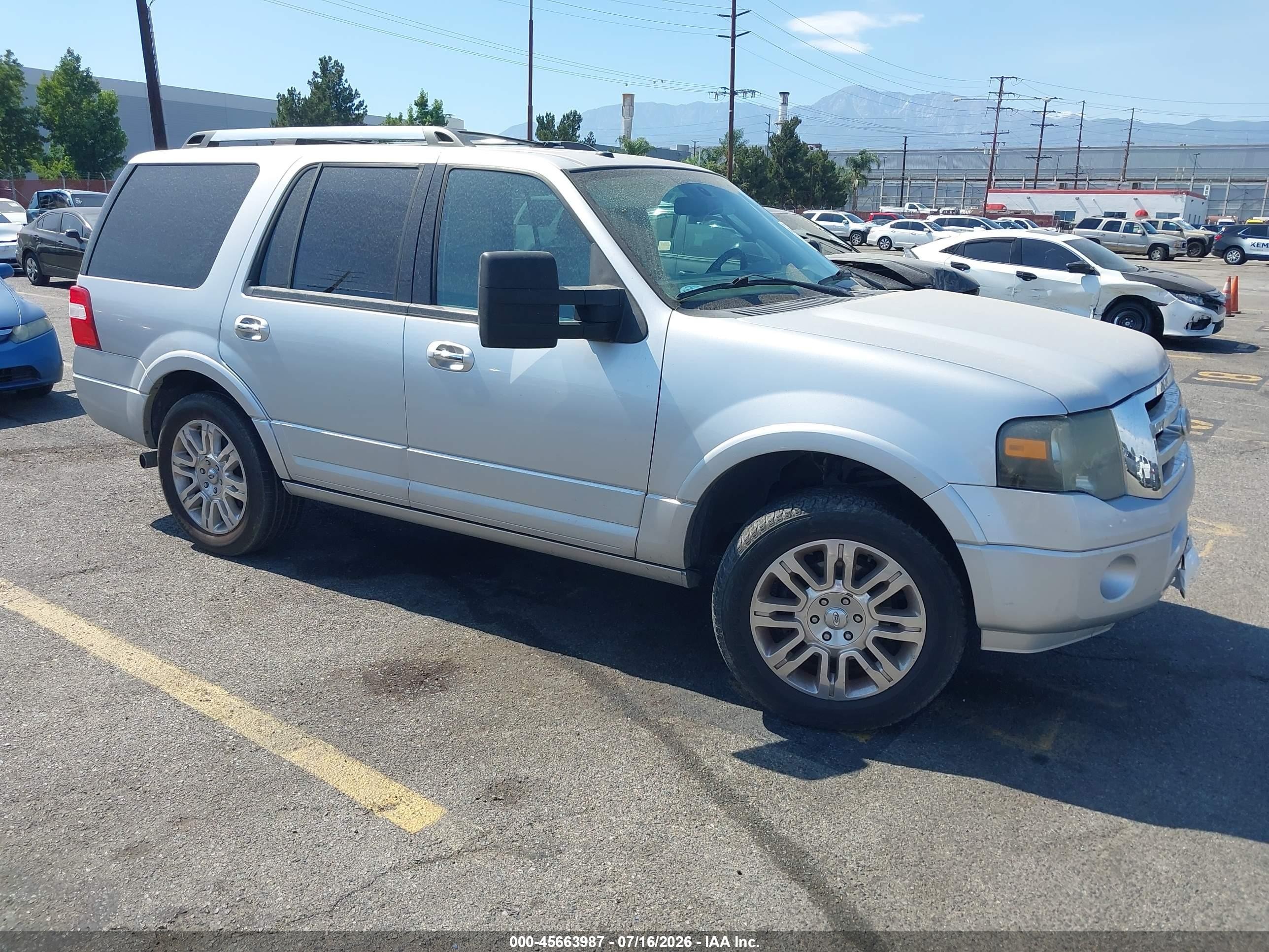 2011 Ford Expedition Limited Silver vin: 1FMJU1K50BEF44460