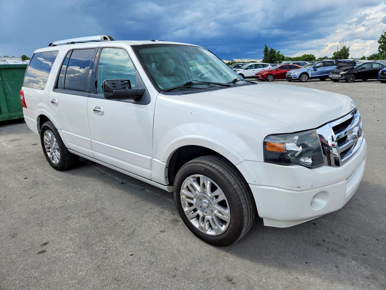 2013 Ford Expedition Limited White vin: 1FMJU1K50DEF62928