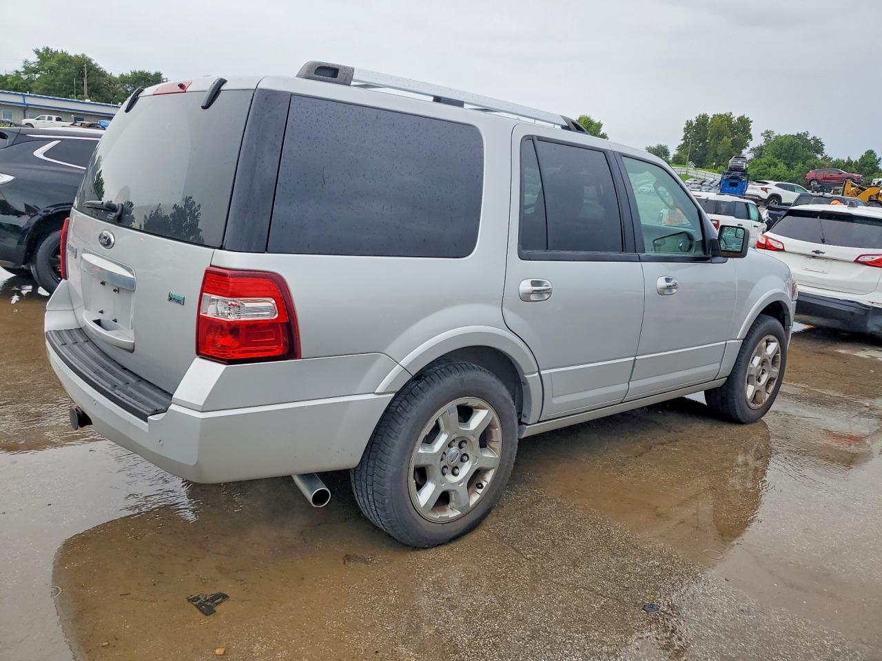 2014 Ford Expedition Limited Silver vin: 1FMJU1K50EEF12256