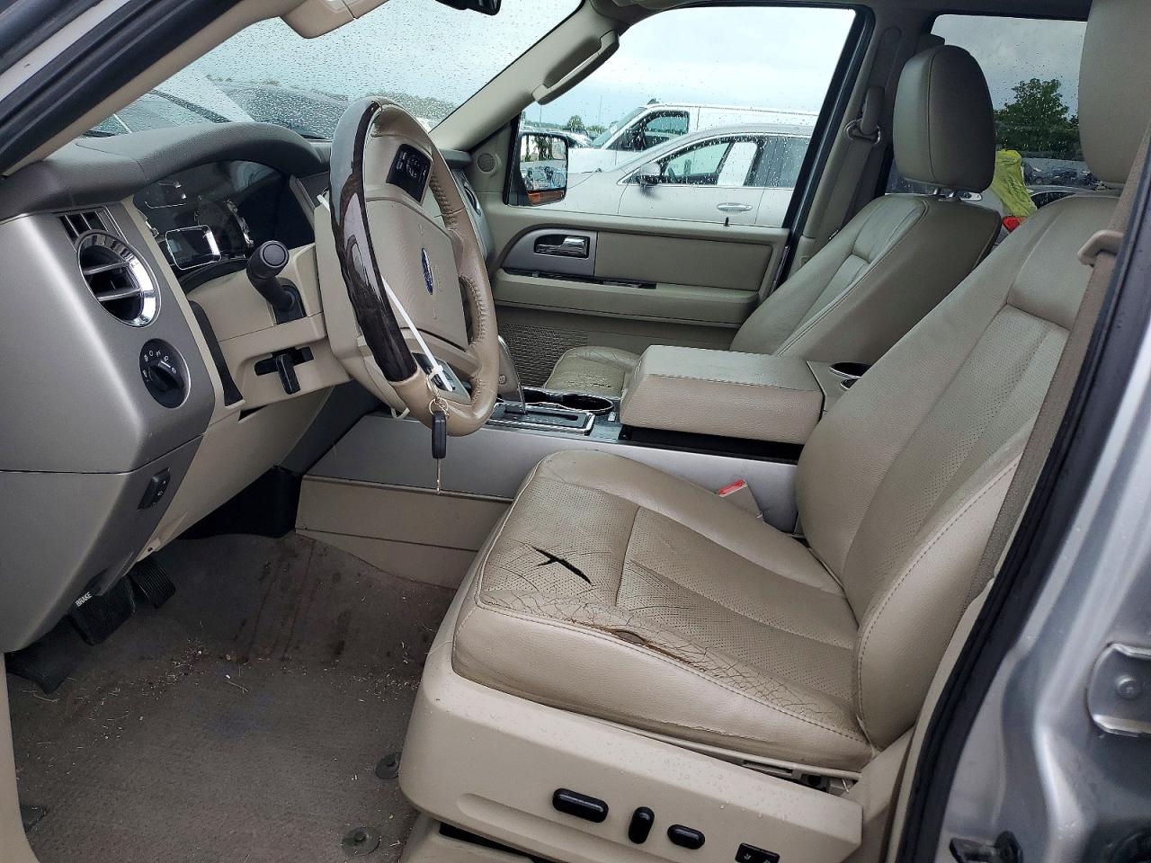 2014 Ford Expedition Limited Silver vin: 1FMJU1K50EEF12256