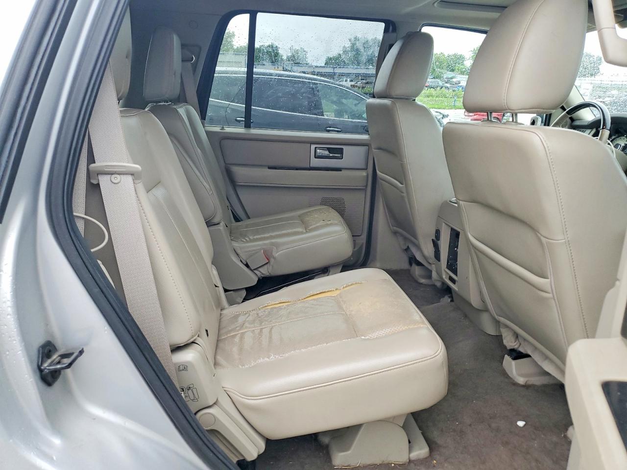 2014 Ford Expedition Limited Silver vin: 1FMJU1K50EEF12256